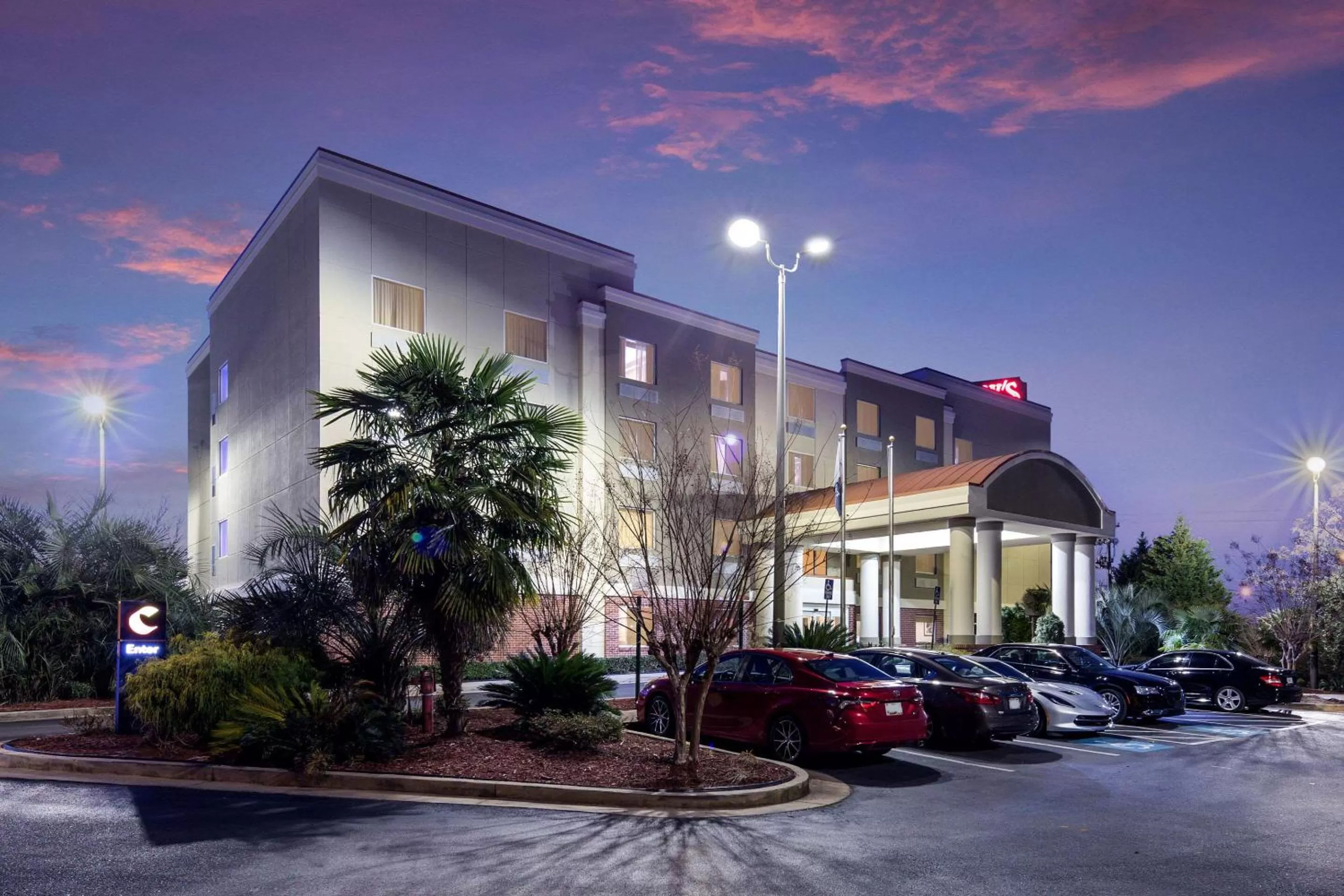 Property building in Comfort Suites Forsyth near I-75