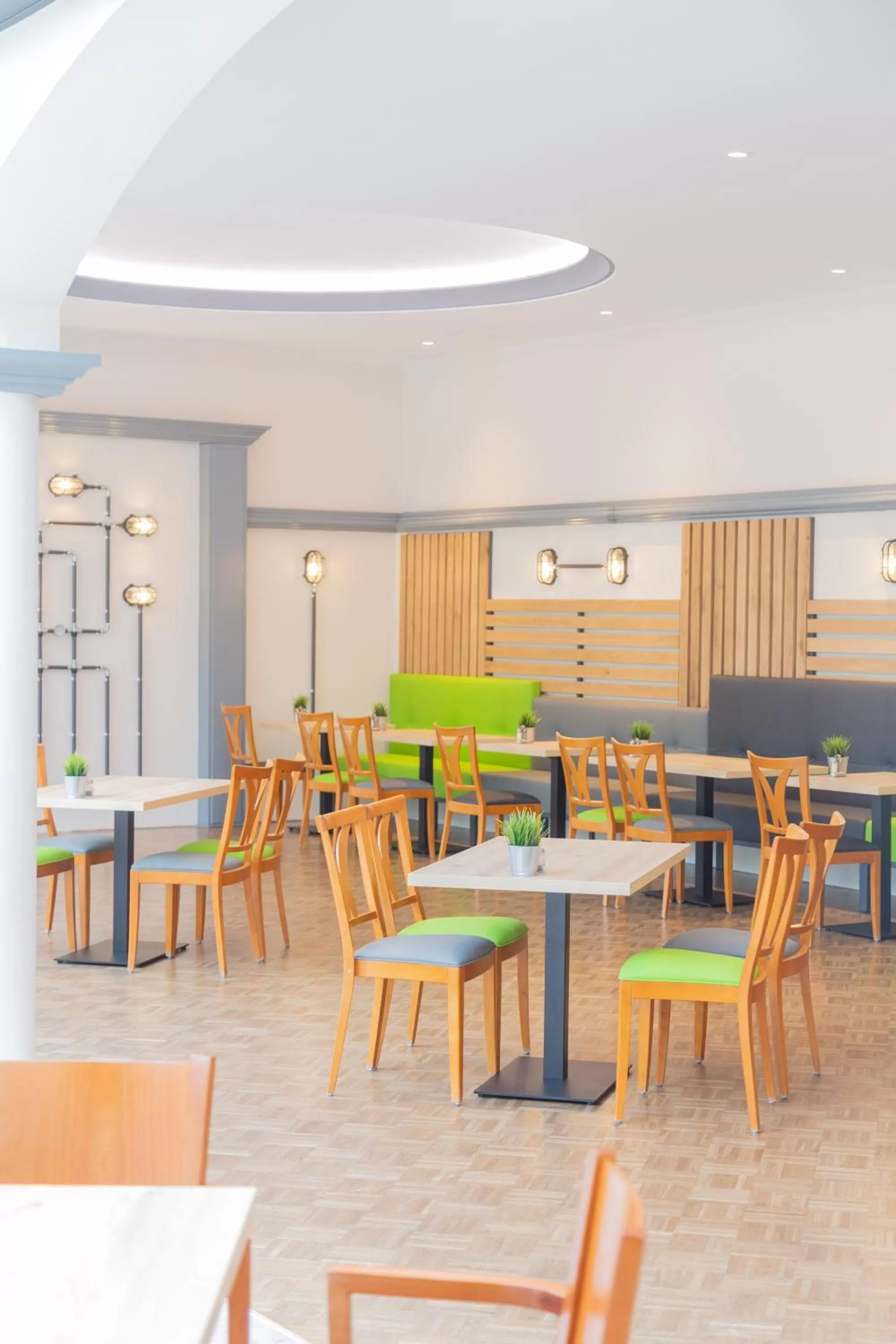 Restaurant/places to eat in Das Ebertor - Hotel & Hostel