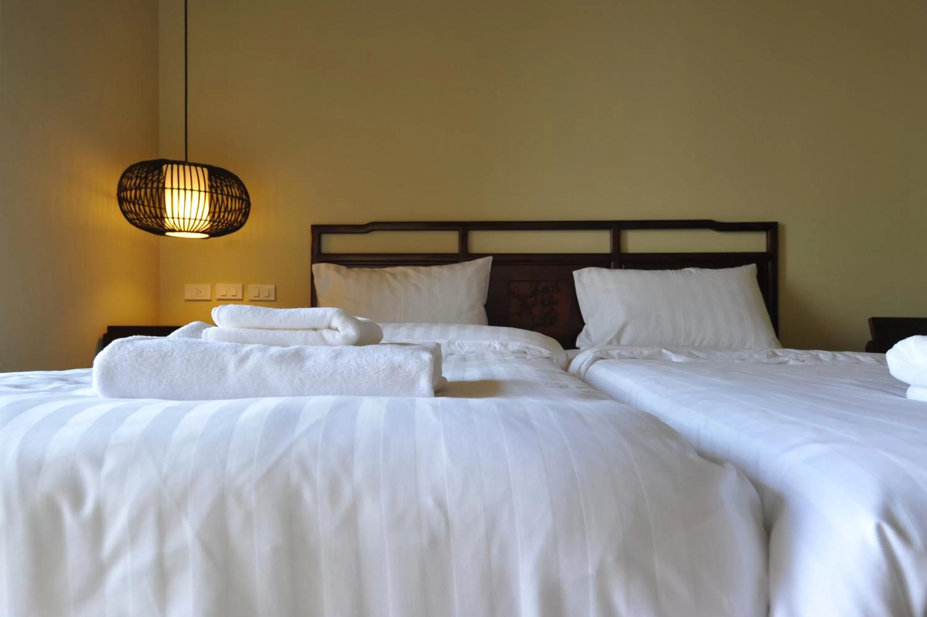 Bed in Villa Bangkok