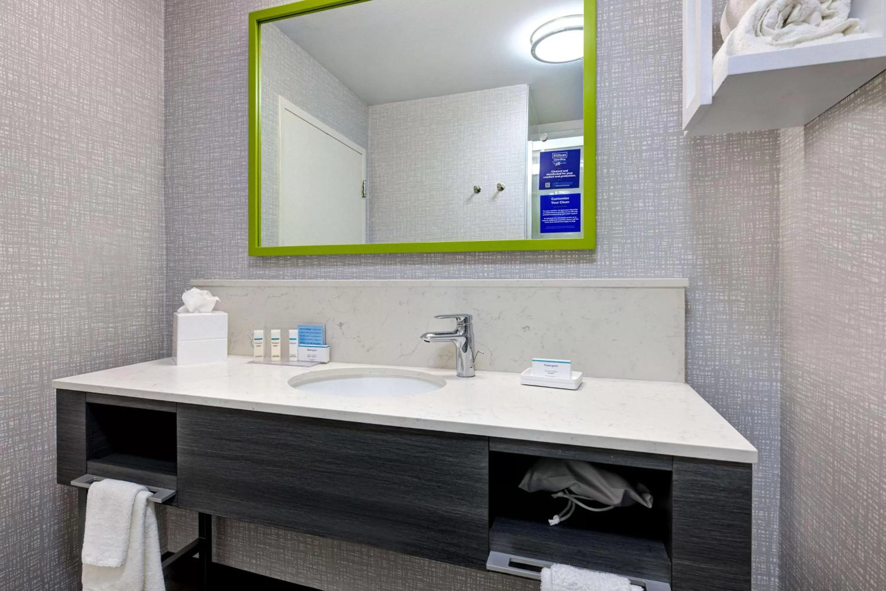 Bathroom in Hampton Inn & Suites Nacogdoches