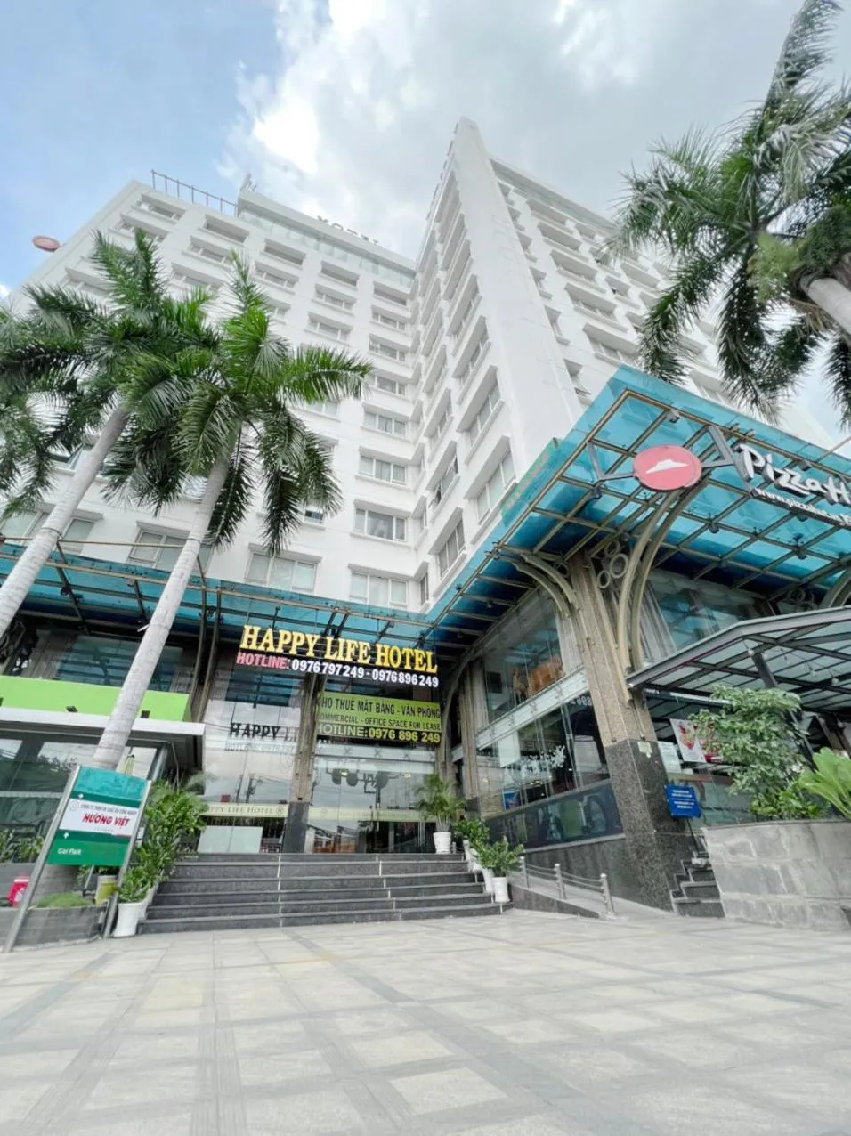 Happy Life Hotel District 7 Gần SECC
