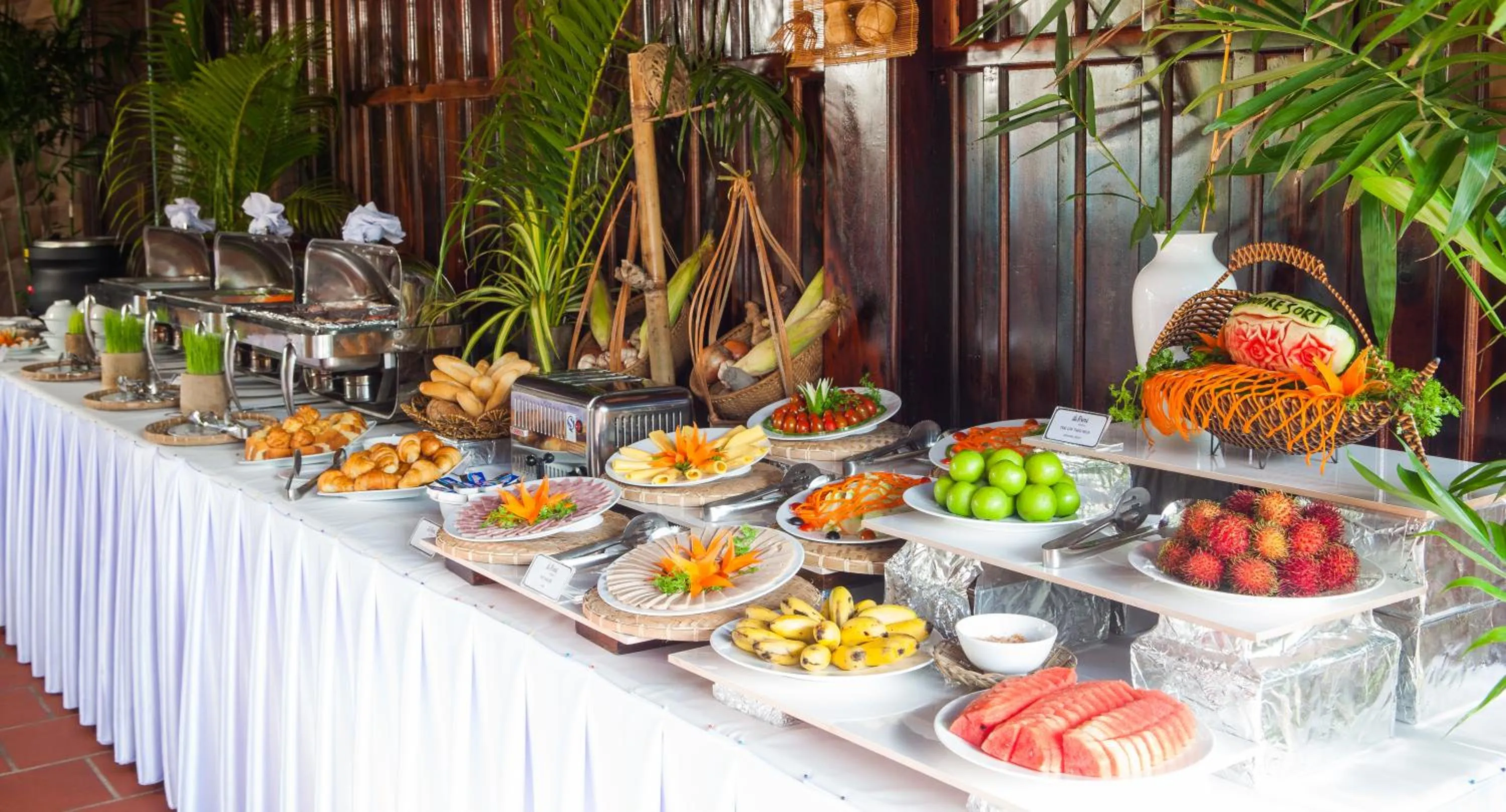 Breakfast in Elwood Premier Resort Phu Quoc