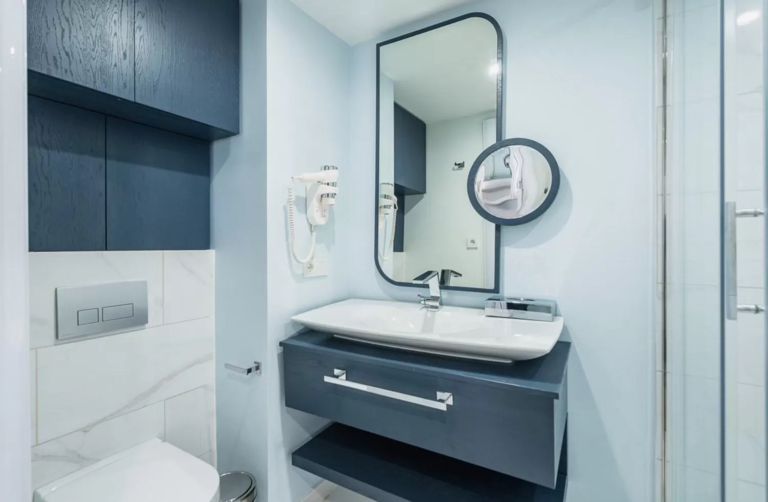 Bathroom in Batumi Inn Aparthotel With Sea View