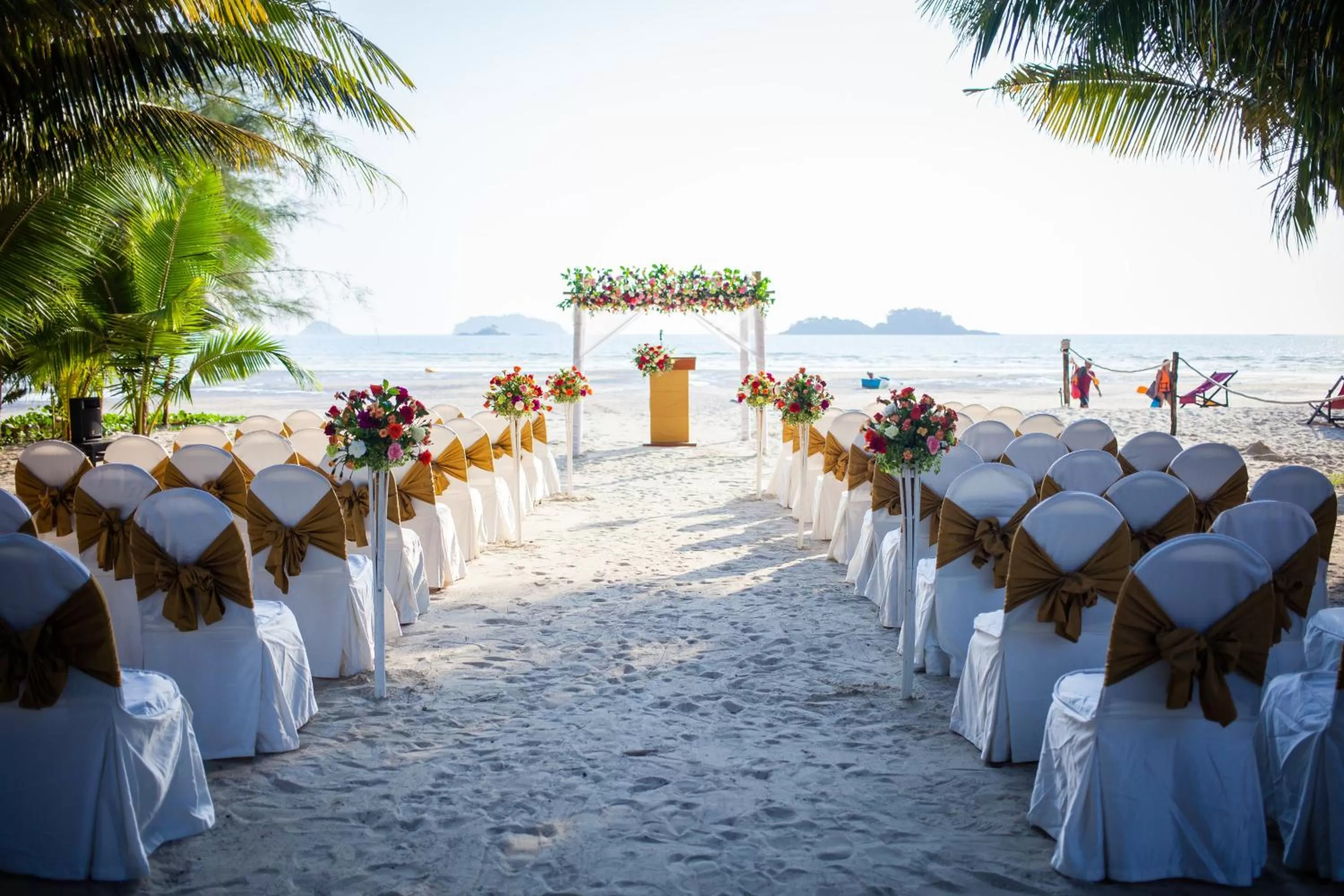 wedding in Centara Koh Chang Tropicana Resort