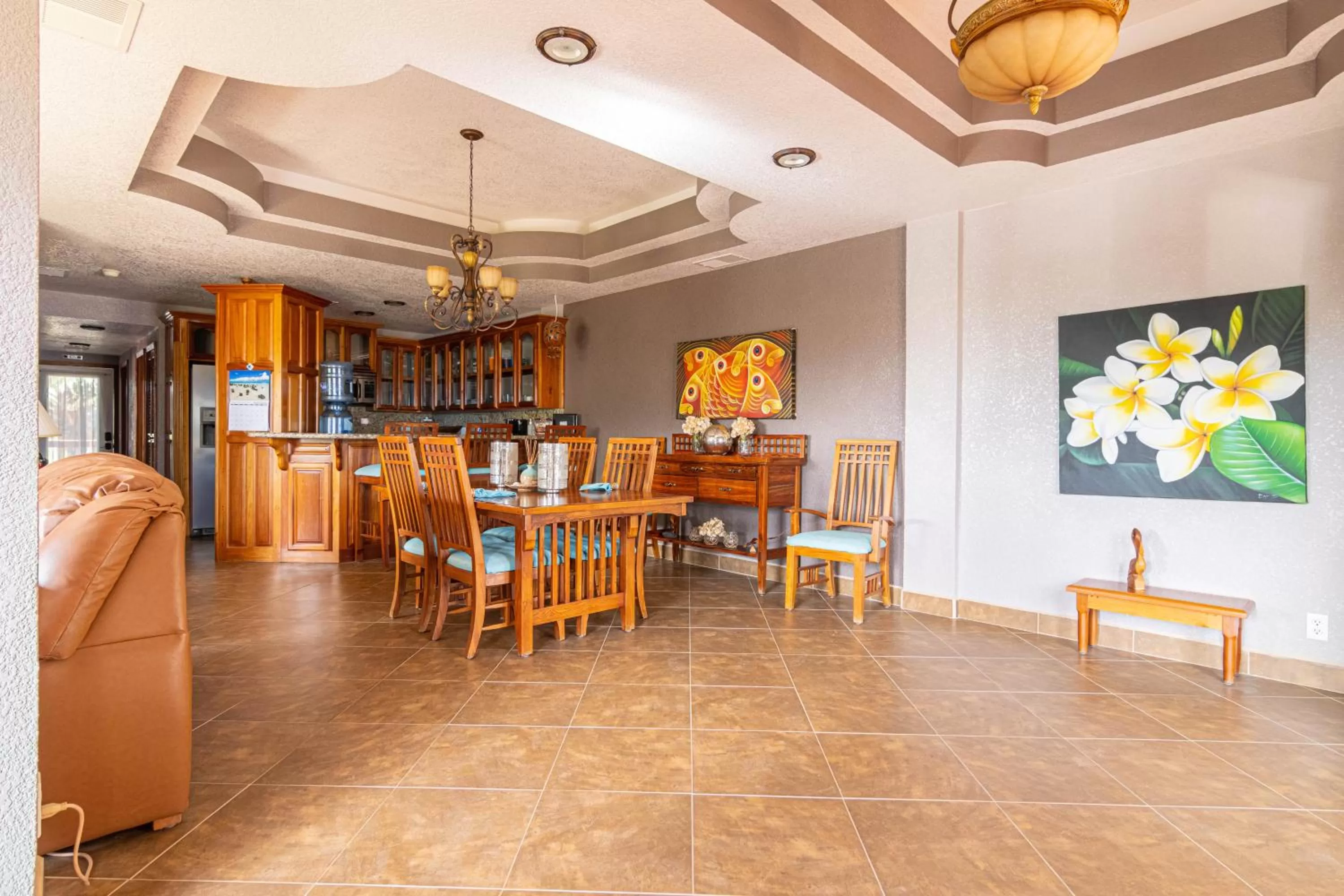 Dining area in Lighthouse Beach Villas