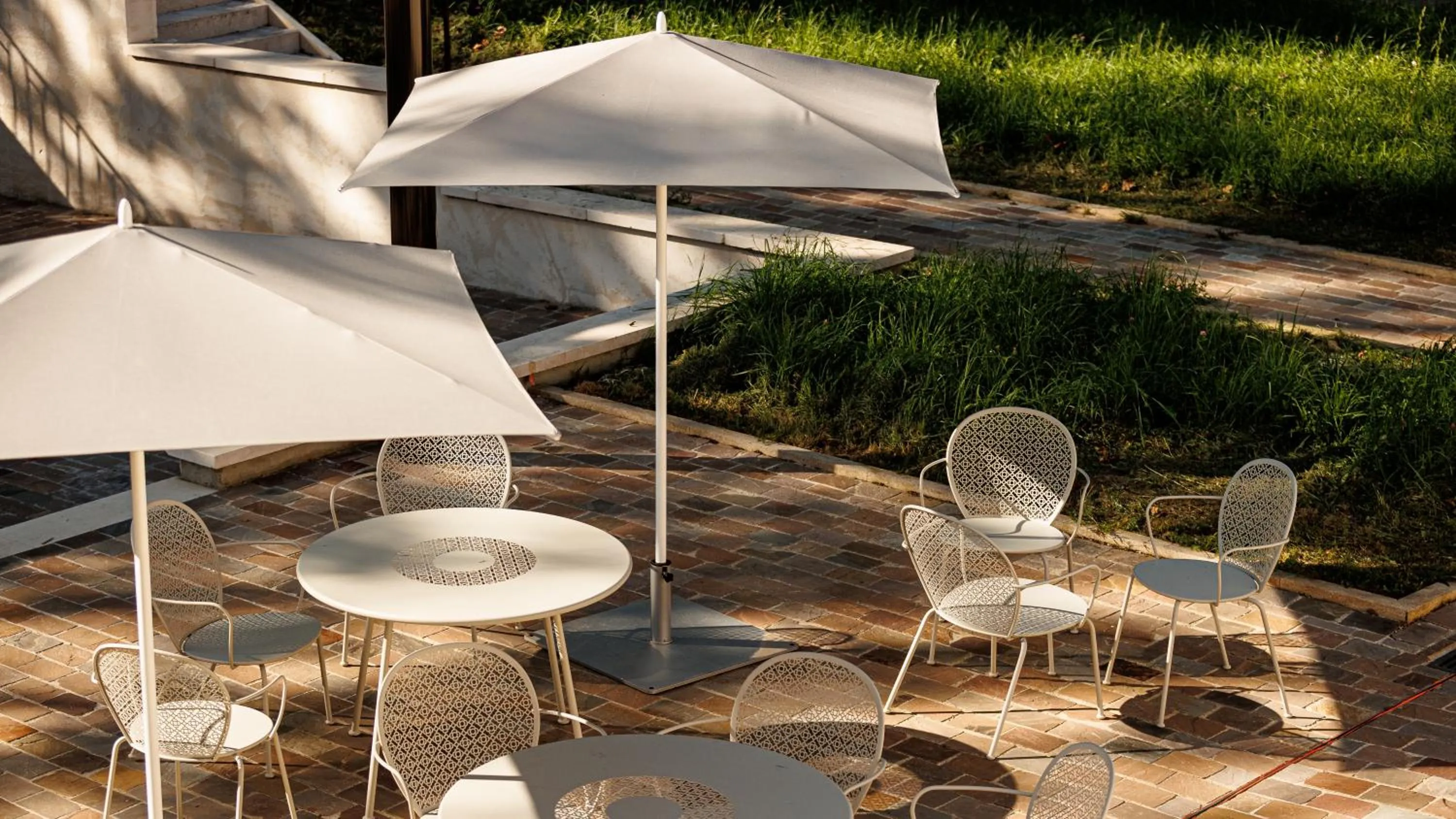 Patio in Domaine de Dolomieu Hotel & Spa - BW Premier Collection