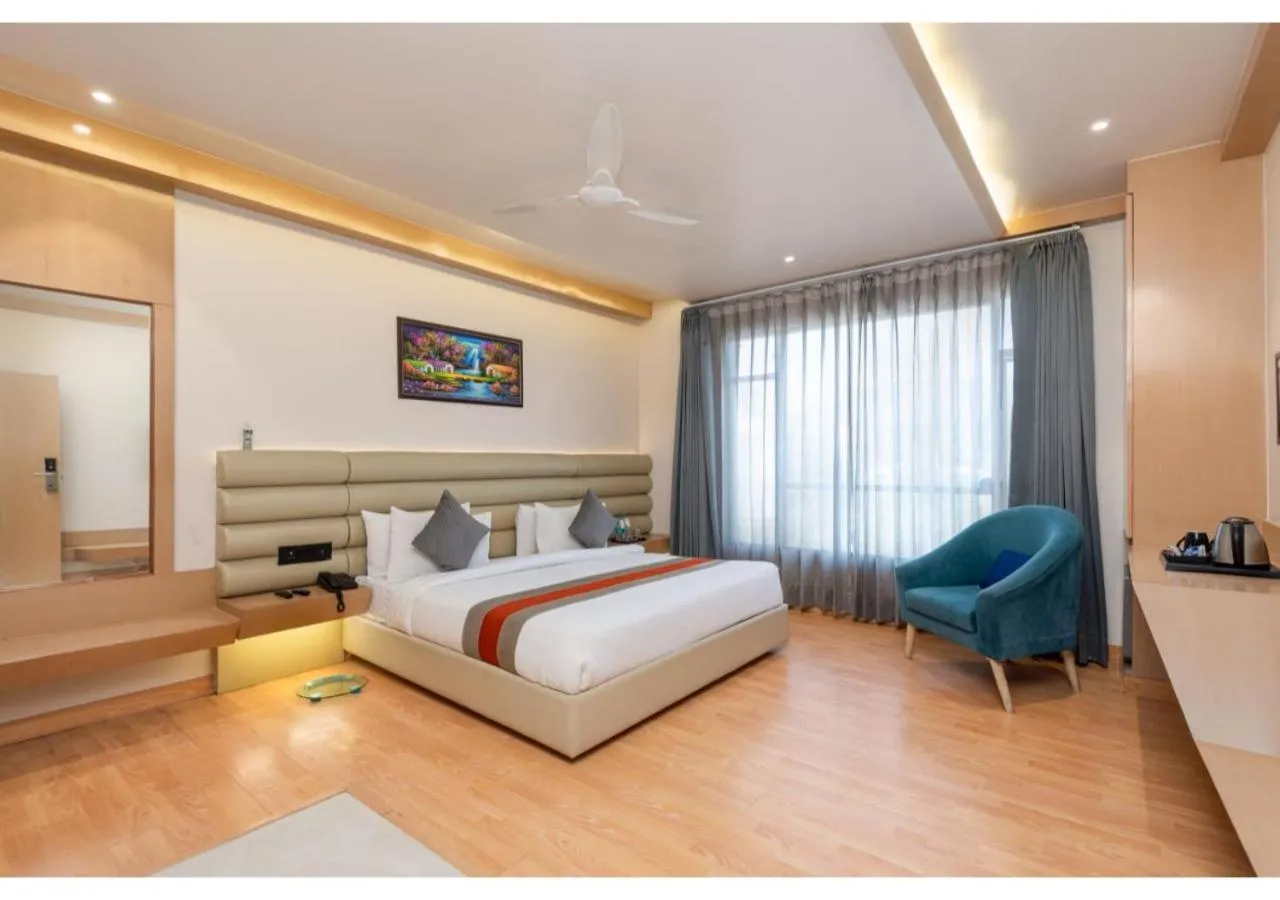 Bedroom, Bed in Hotel Arihant By DLS Hotels