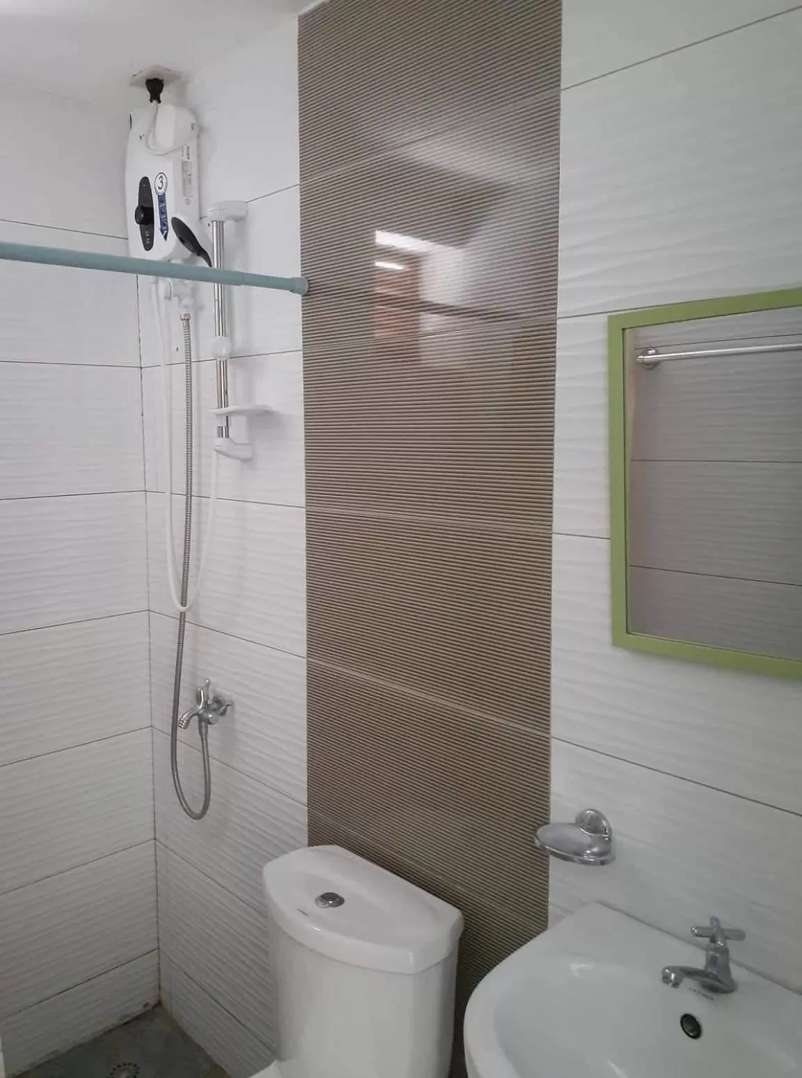 Shower in Island Hop Inn