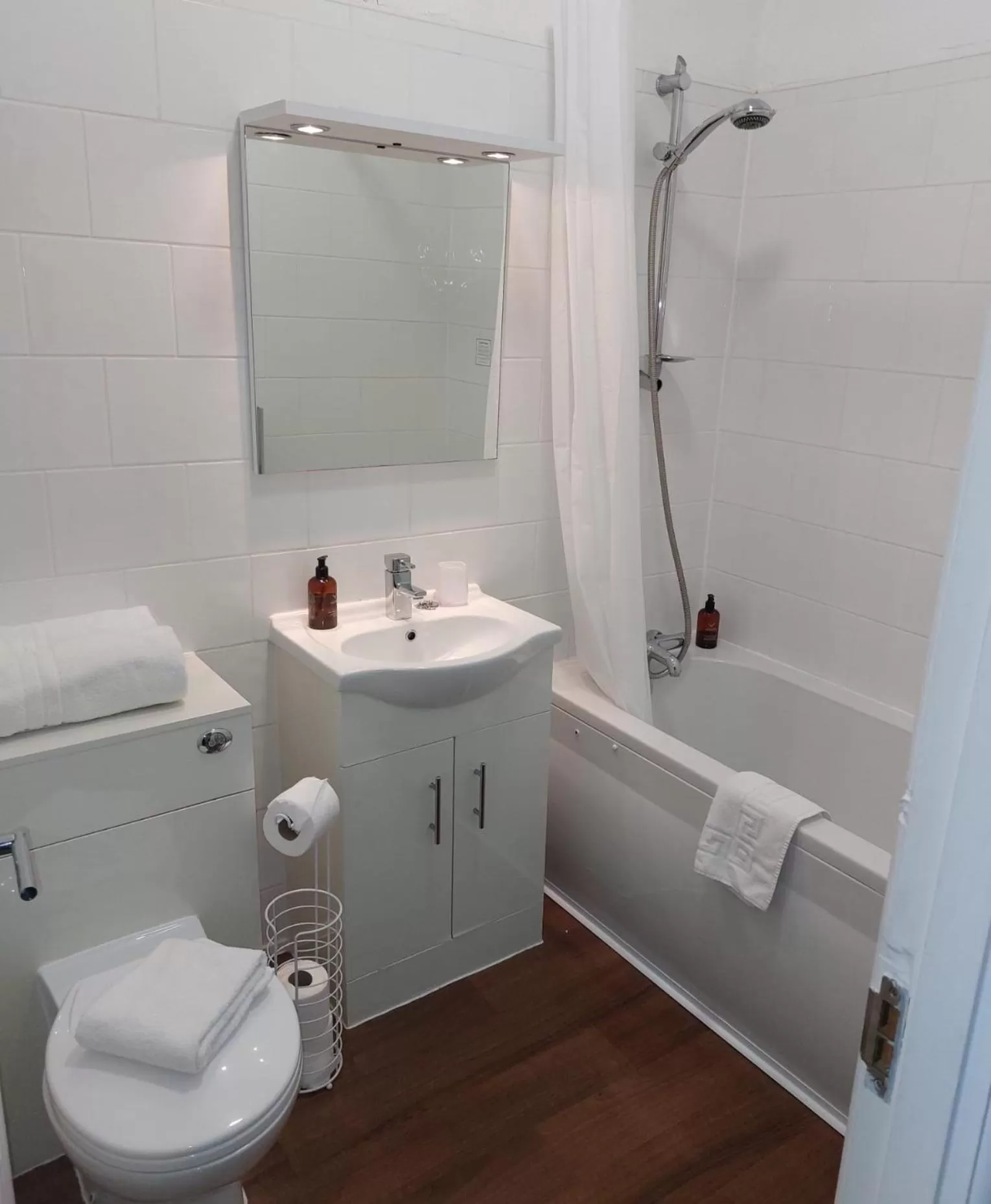 Bathroom in The Unicorn Skipton