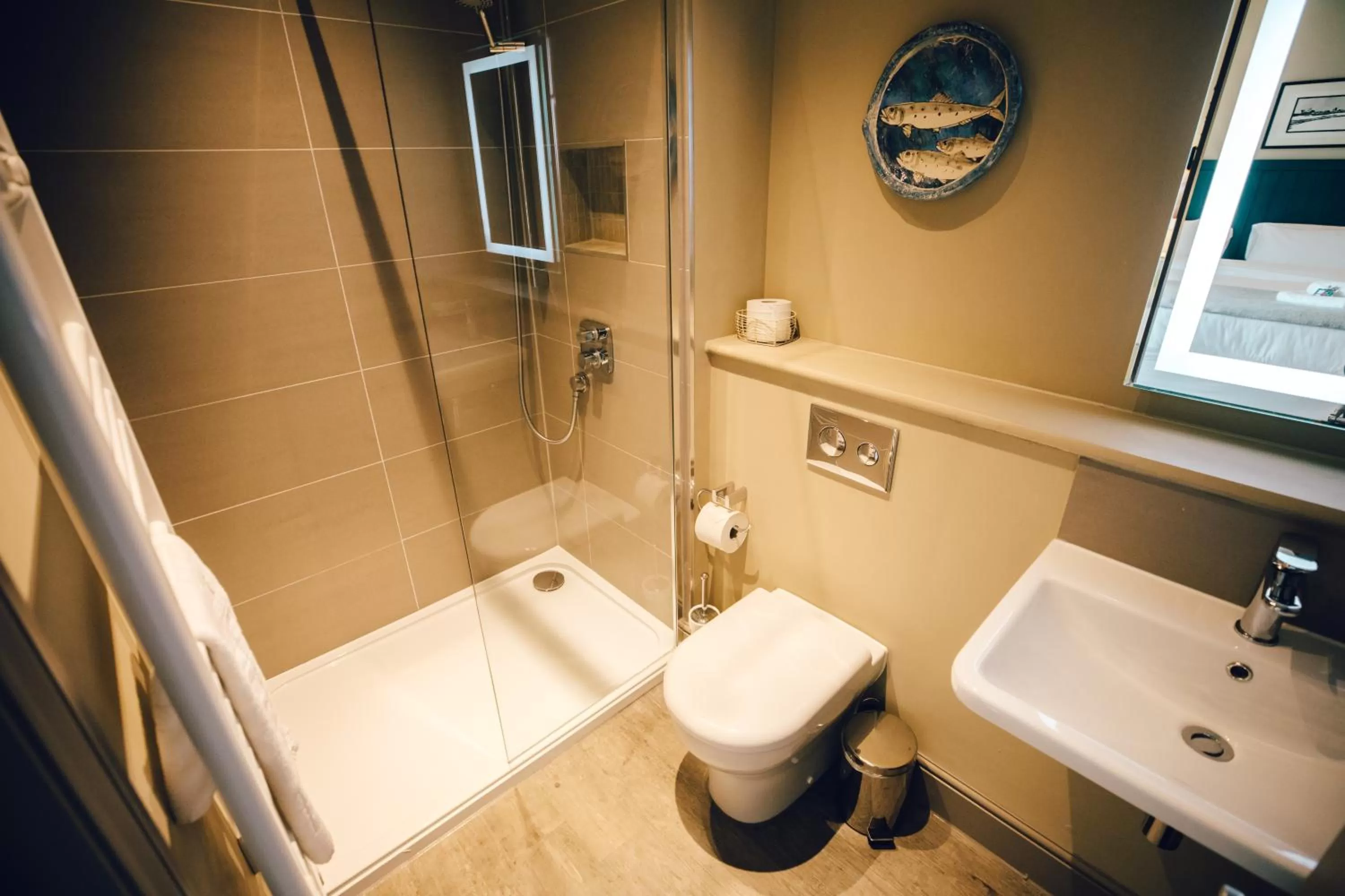 Shower in Plas Weunydd