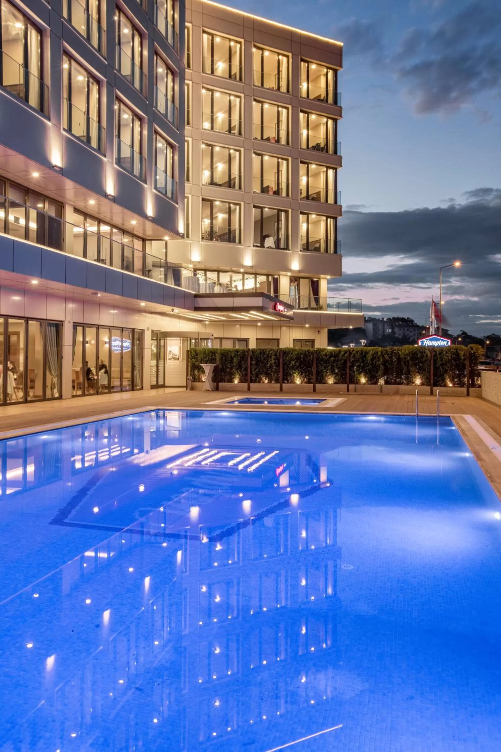 Pool view in Hampton by Hilton Canakkale Gelibolu