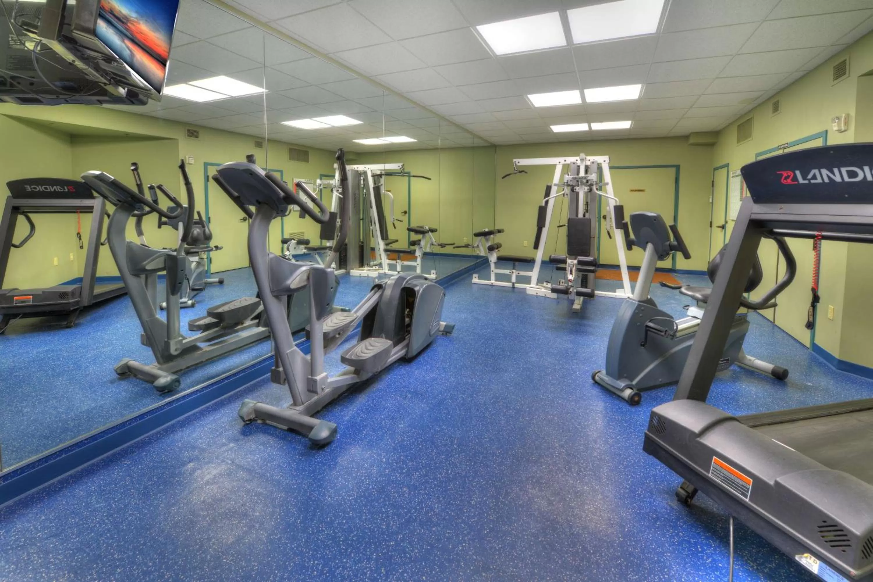 Fitness centre/facilities in Best Western Aku Tiki Inn