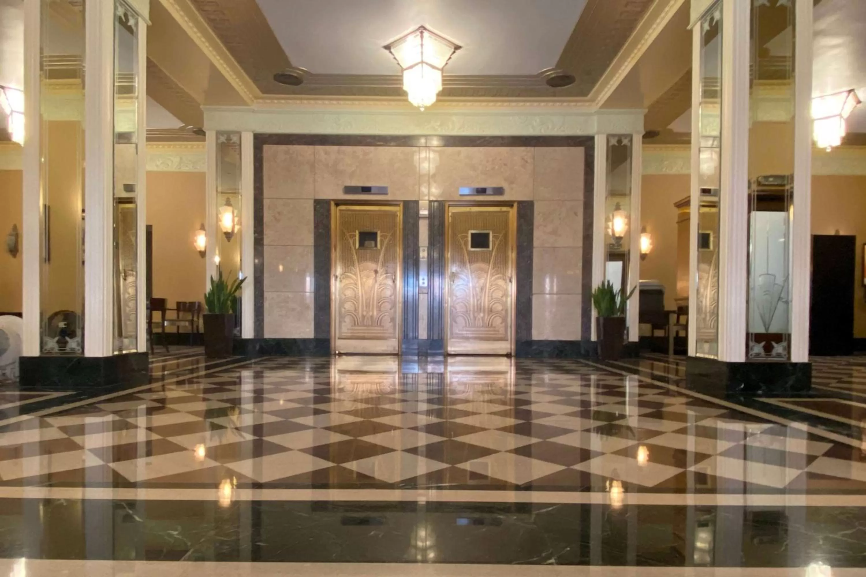 Lobby or reception in Ambassador Hotel Milwaukee, Trademark Collection by Wyndham