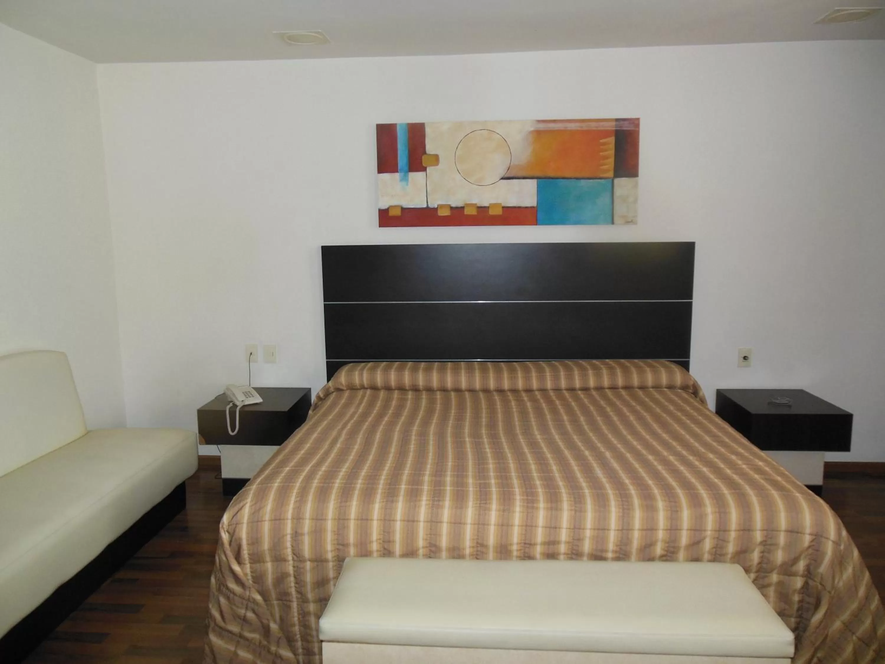 Bed in Hotel Paraiso