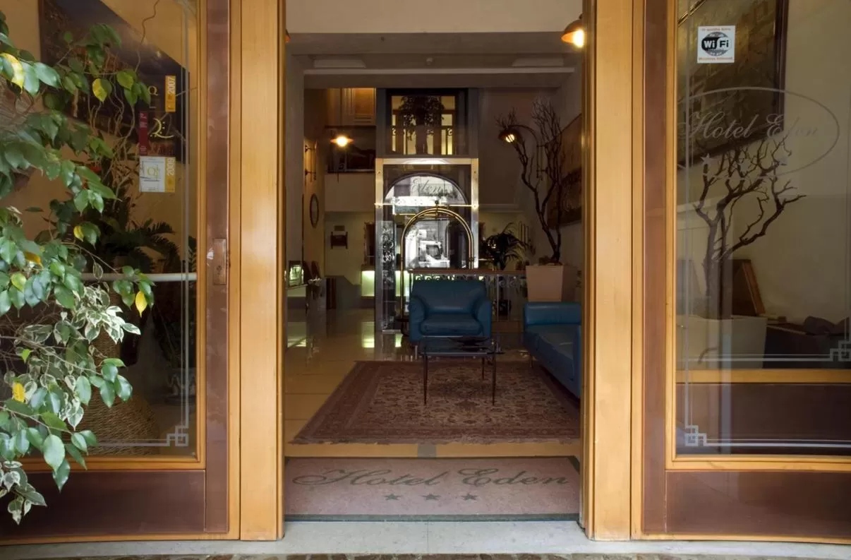 Facade/entrance in Hotel Eden