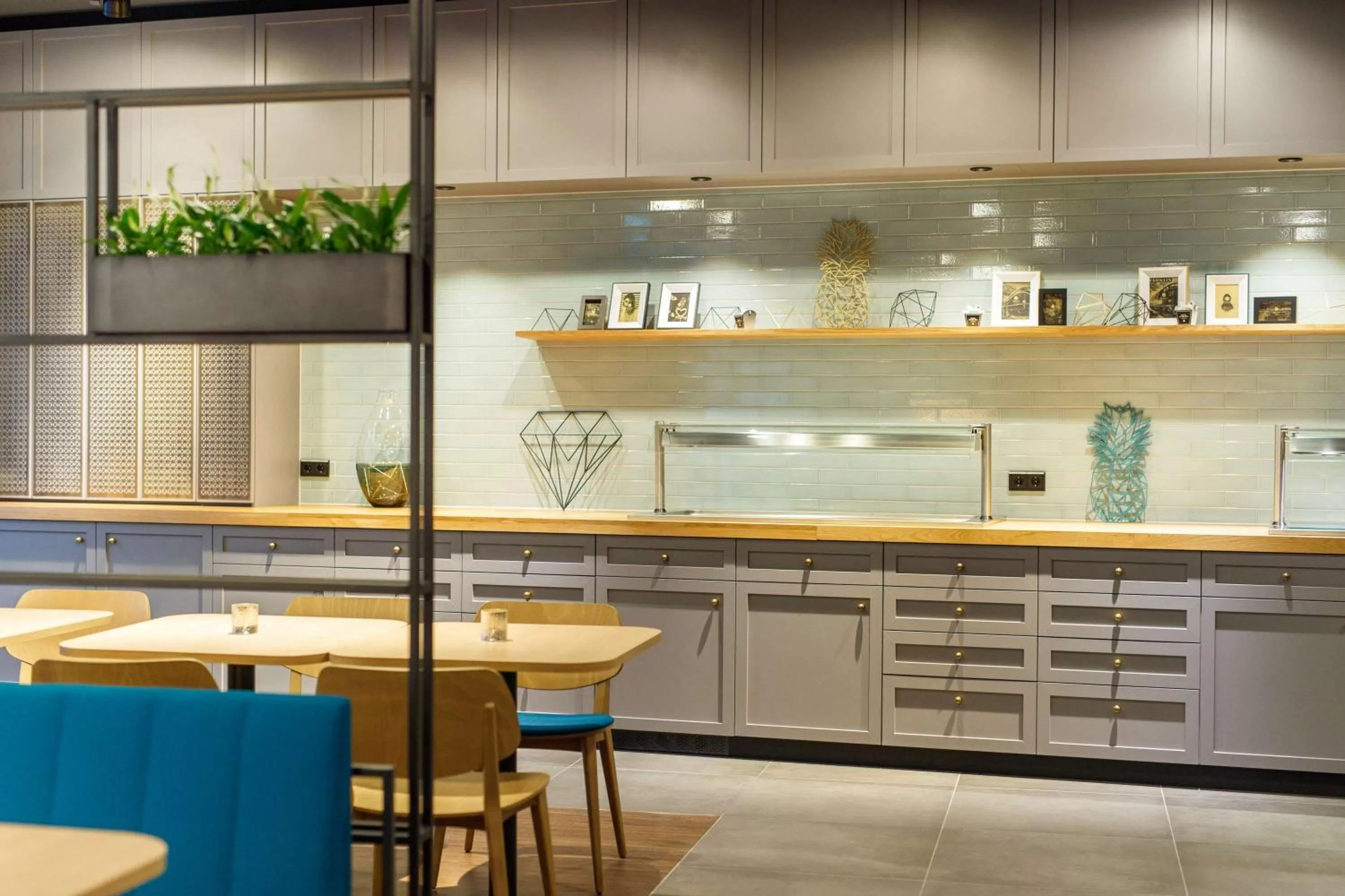 Restaurant/places to eat in elaya hotel goeppingen