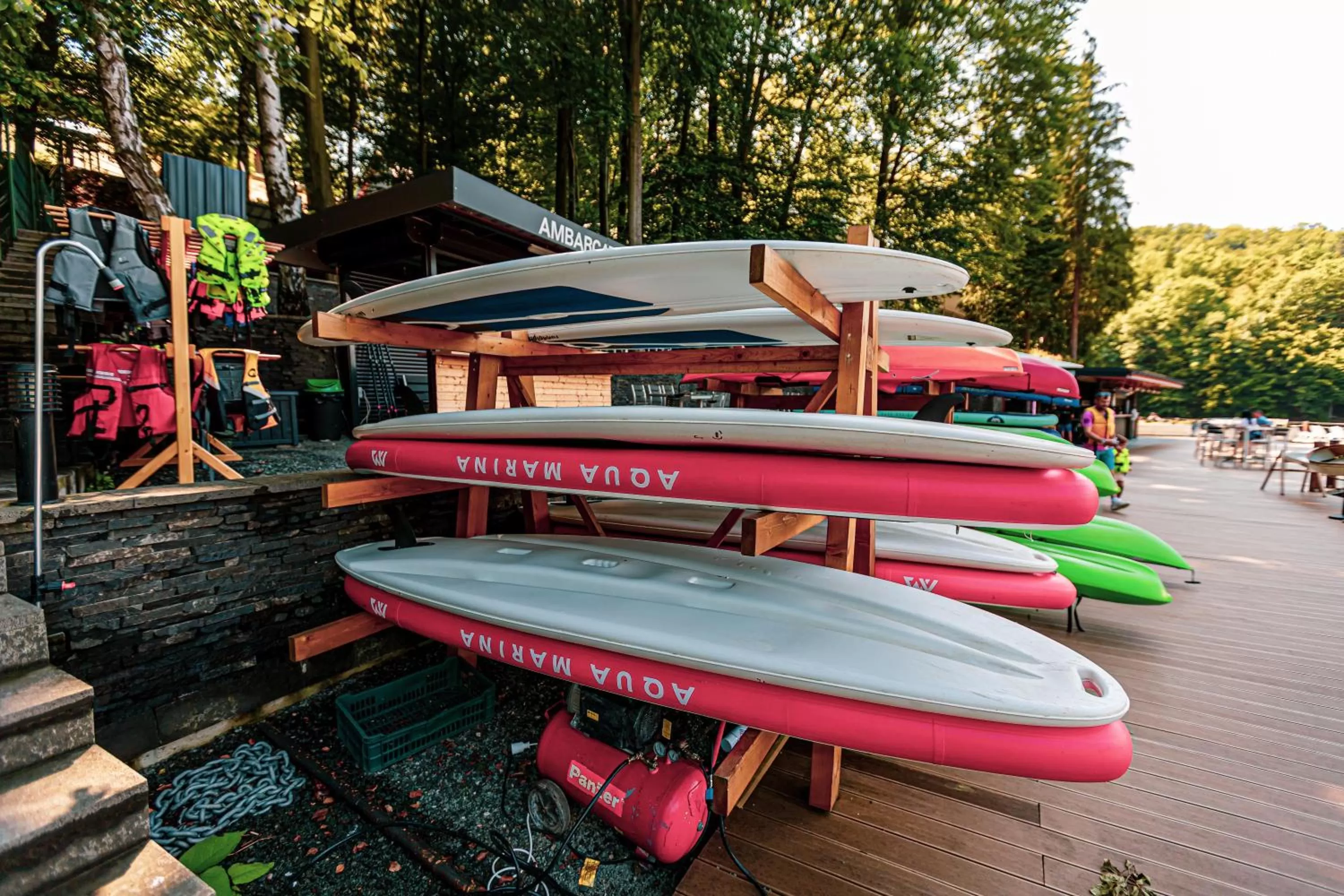 Day in Adventure Lake Resort - Simared