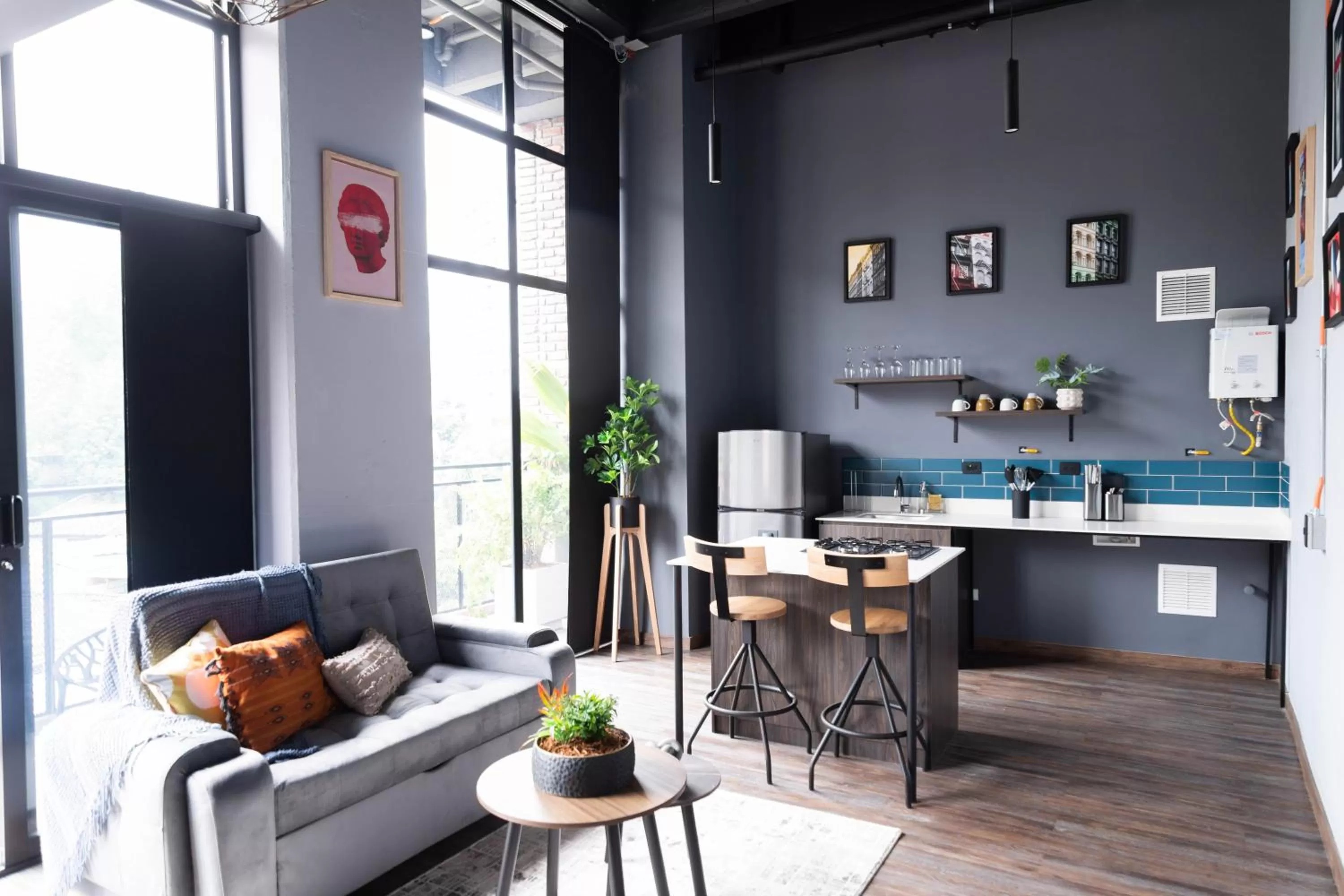 Kitchen or kitchenette in Royal Living Poblado