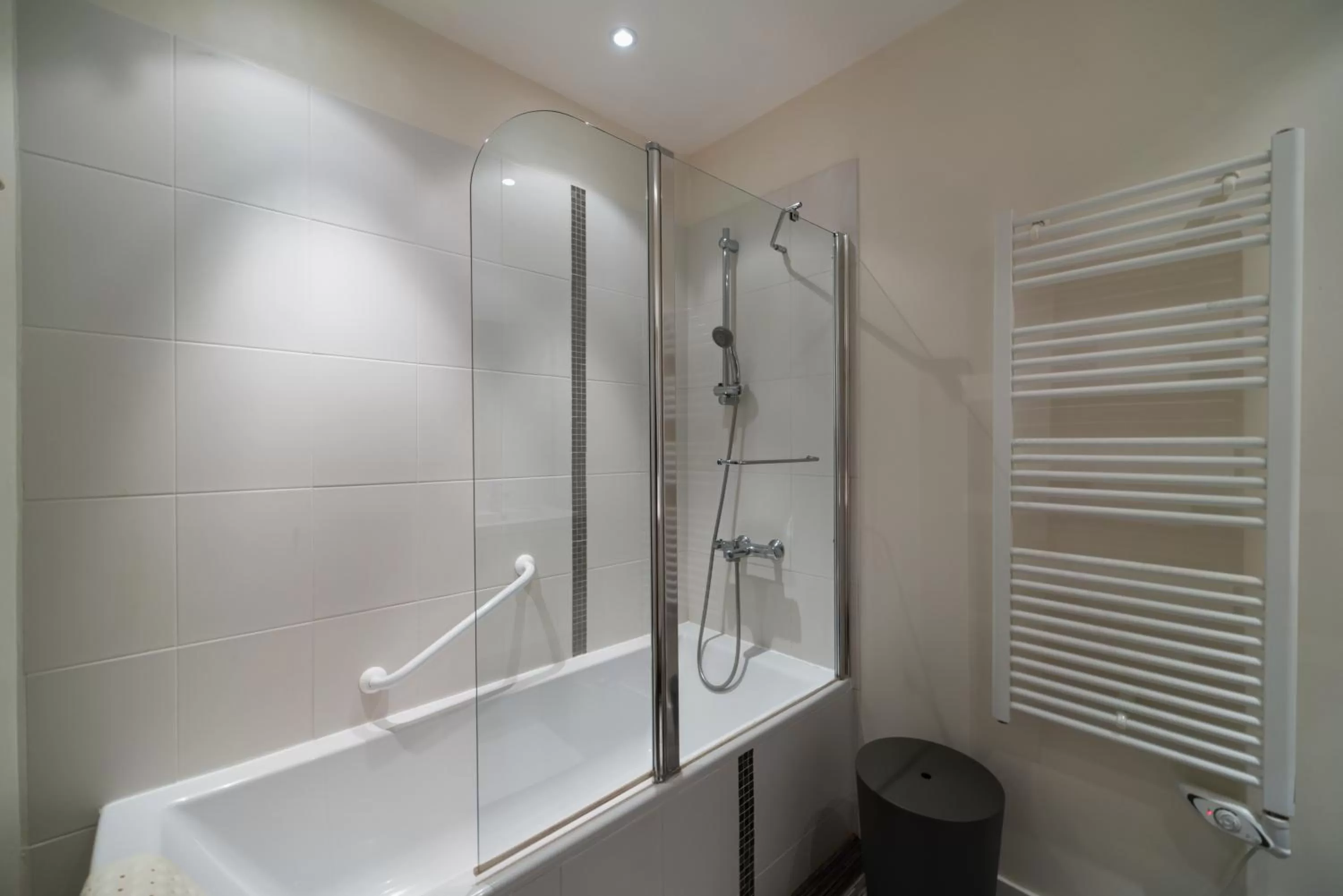 Bathroom in La Poignardière