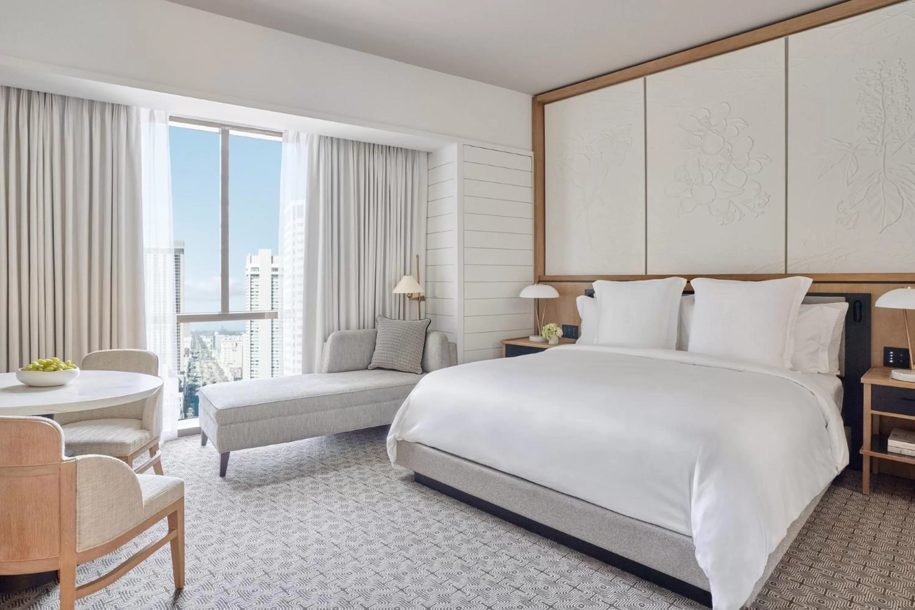 Superior City-View Room in Four Seasons New Orleans