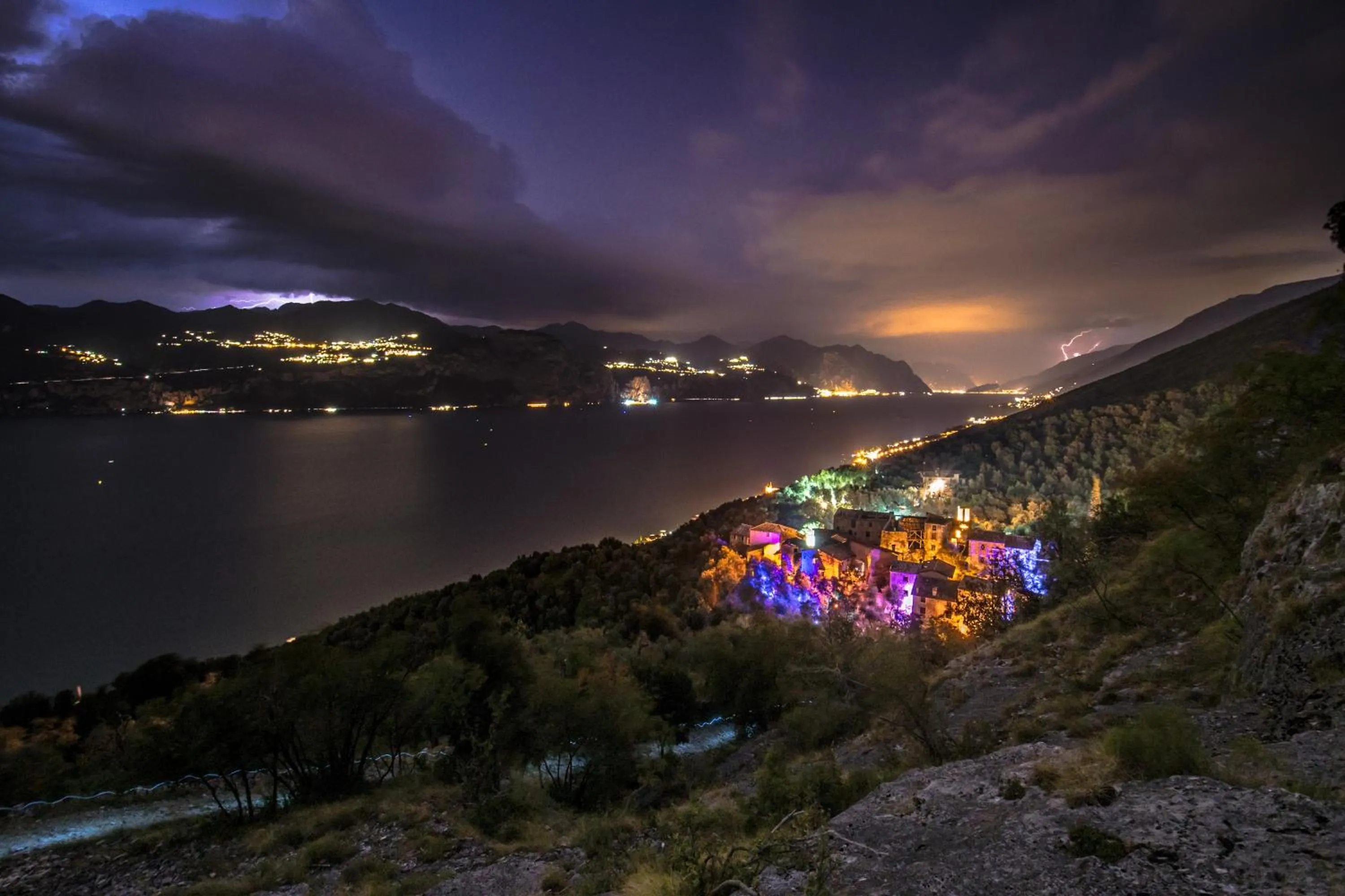 Night in Garda Family House