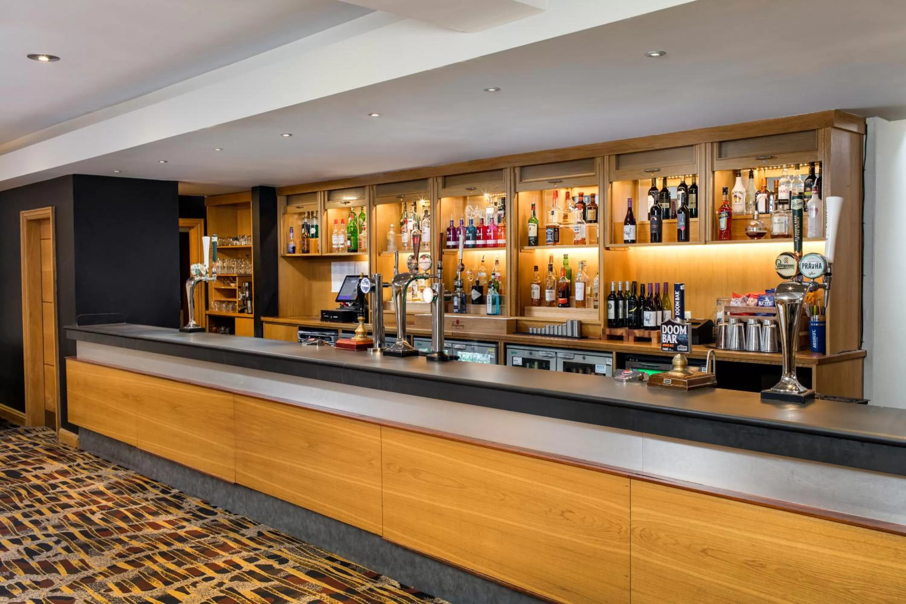 Lounge or bar in The Park Royal Hotel & Spa