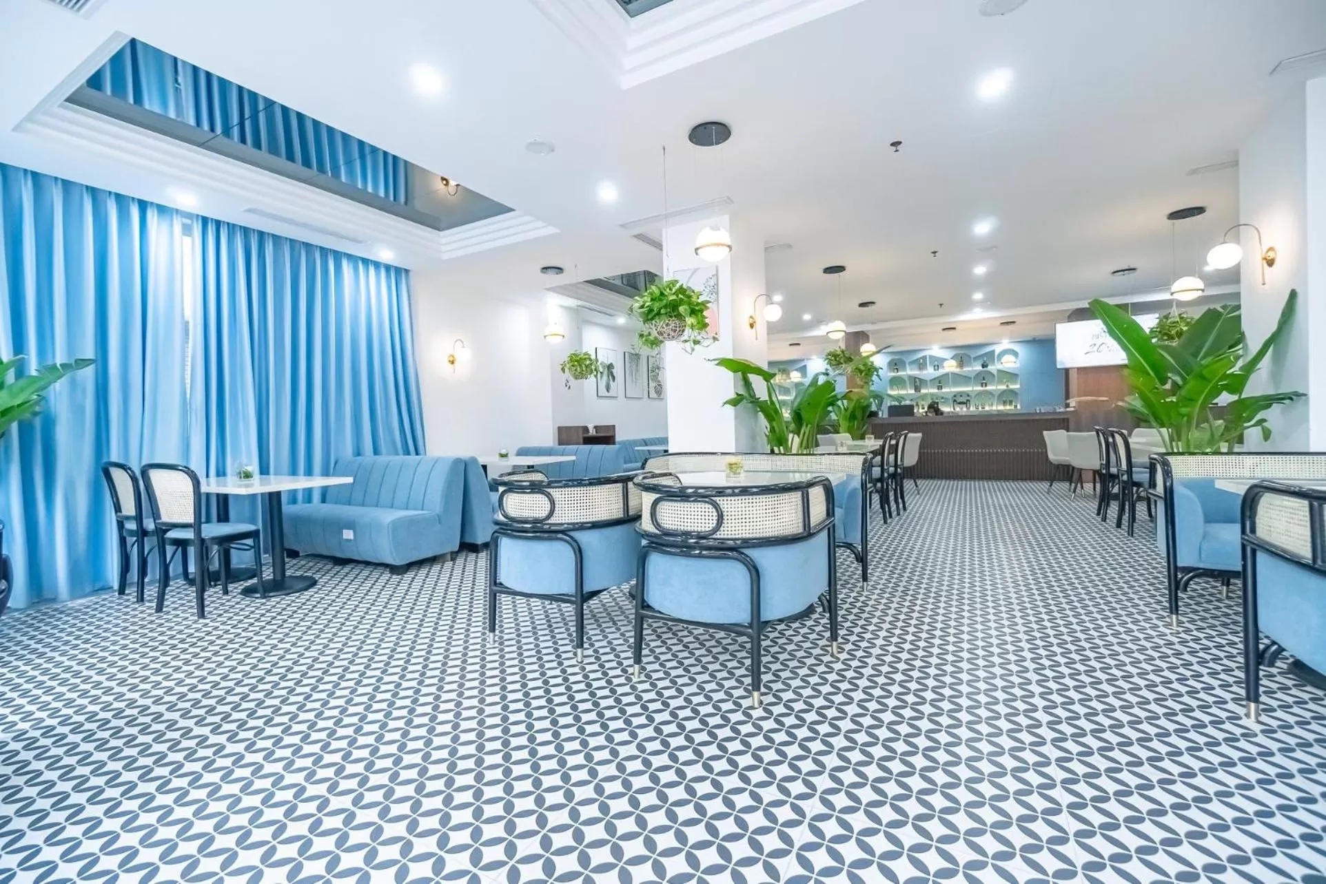 Restaurant/places to eat in Bao Son International Hotel