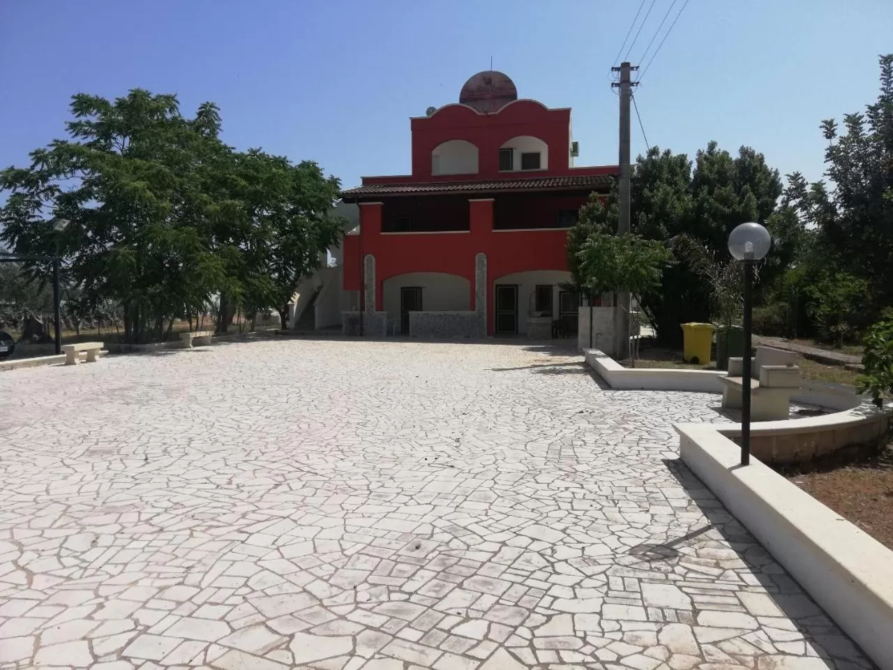 Property building in B&B La Seta Rossa