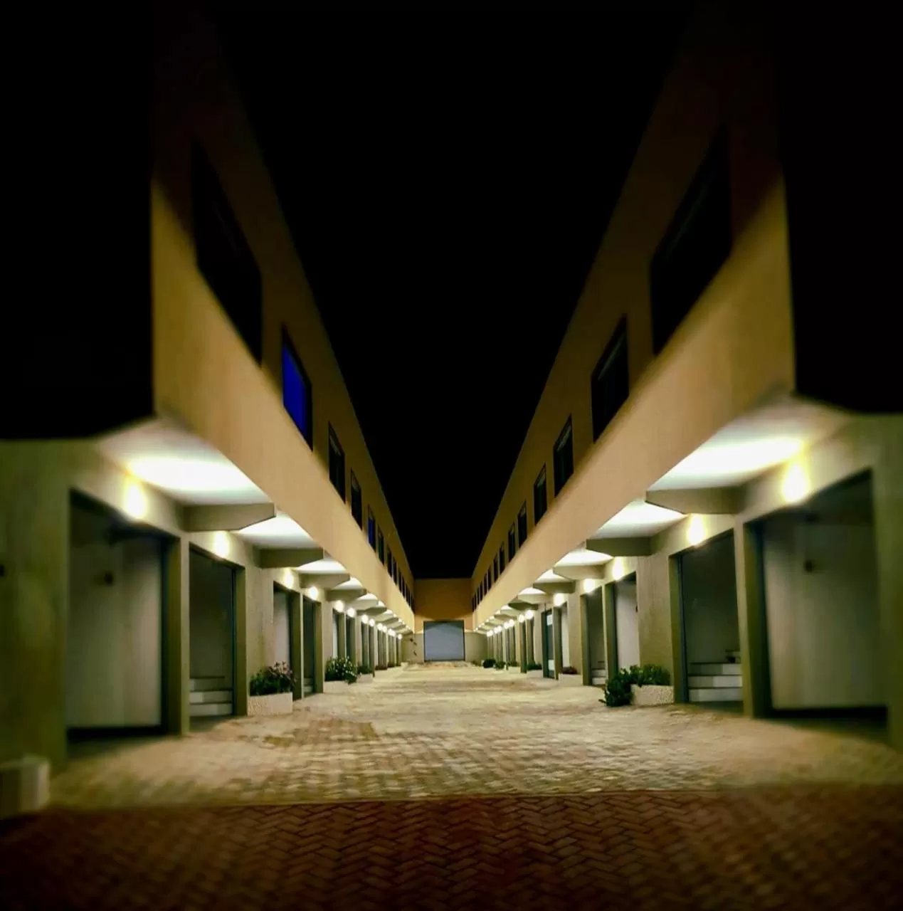 Property building in Motel Tenda