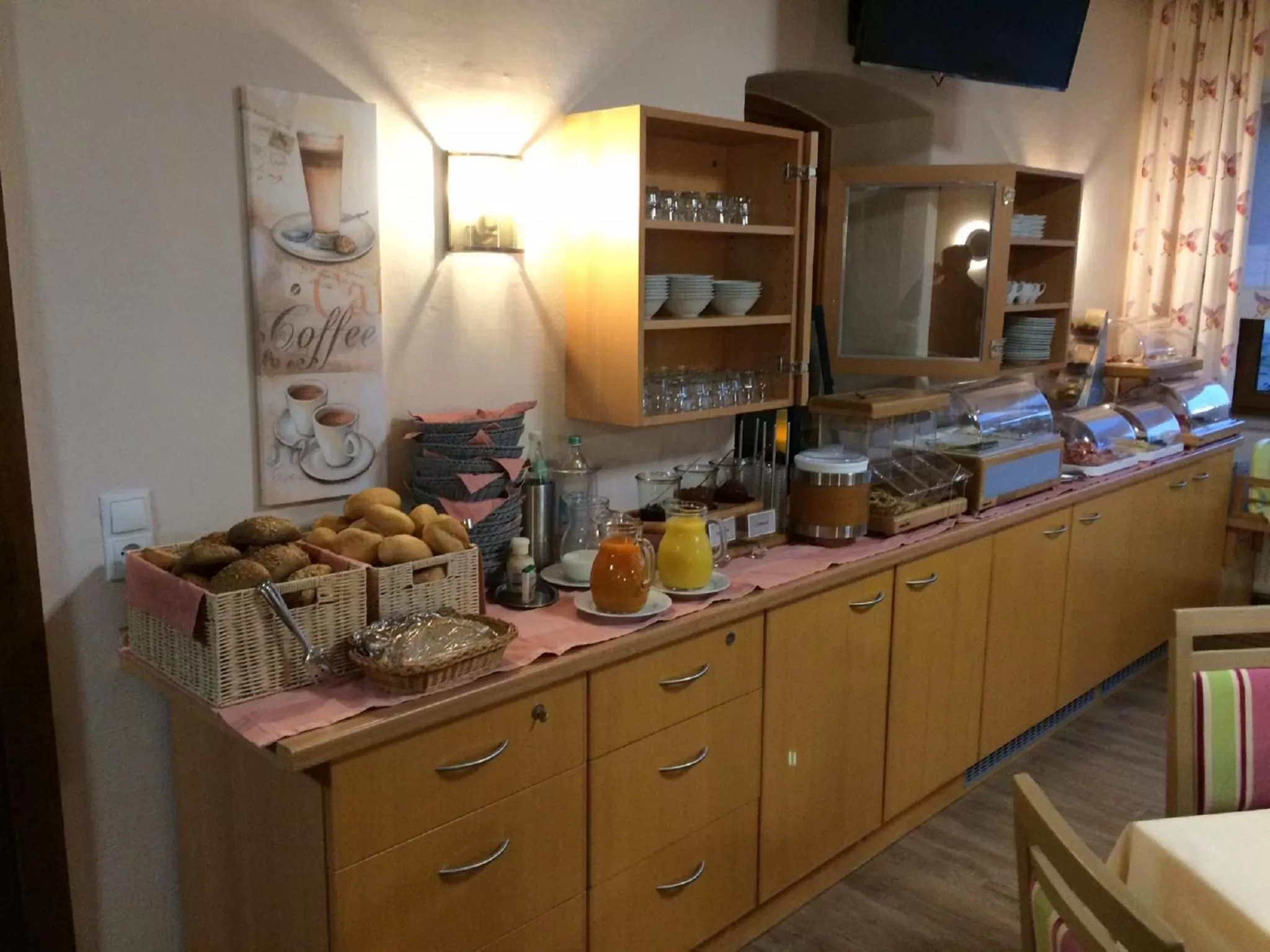 Buffet breakfast in Im Gewölbe