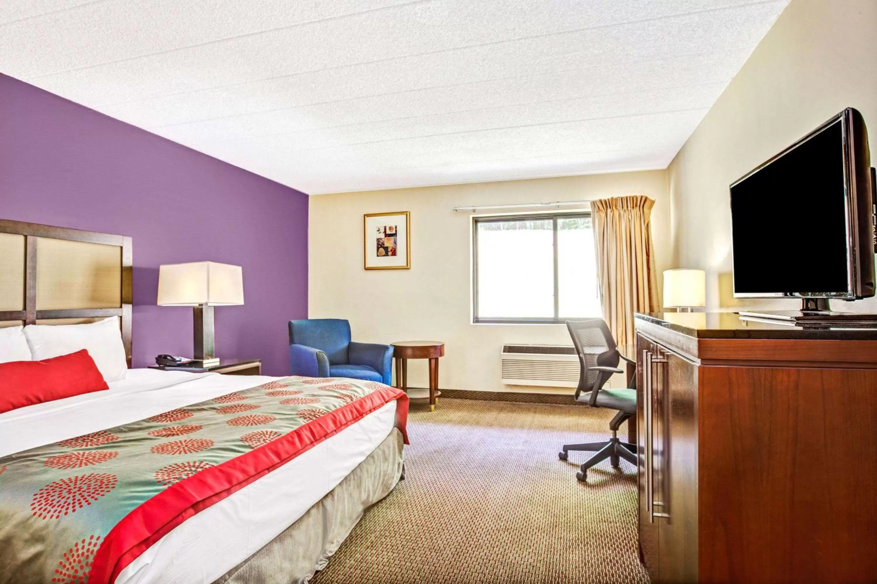 Photo of the whole room, Bed in Ramada by Wyndham Rockaway