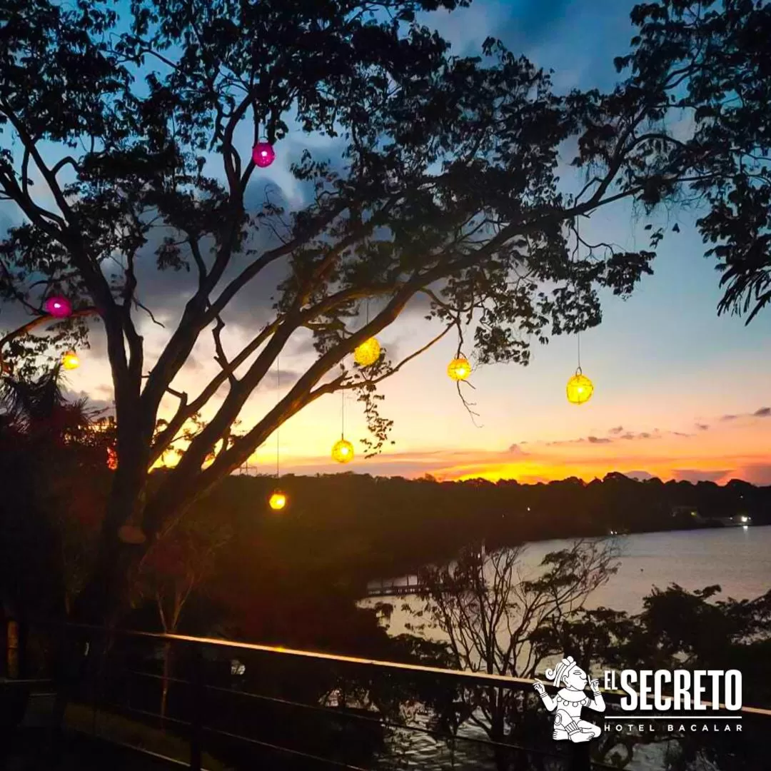 Hotel Secreto Frente a Laguna Bacalar - Opciones Todo Incluido