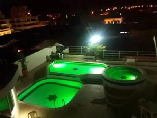 Swimming pool in Hotel Cafe Plaza