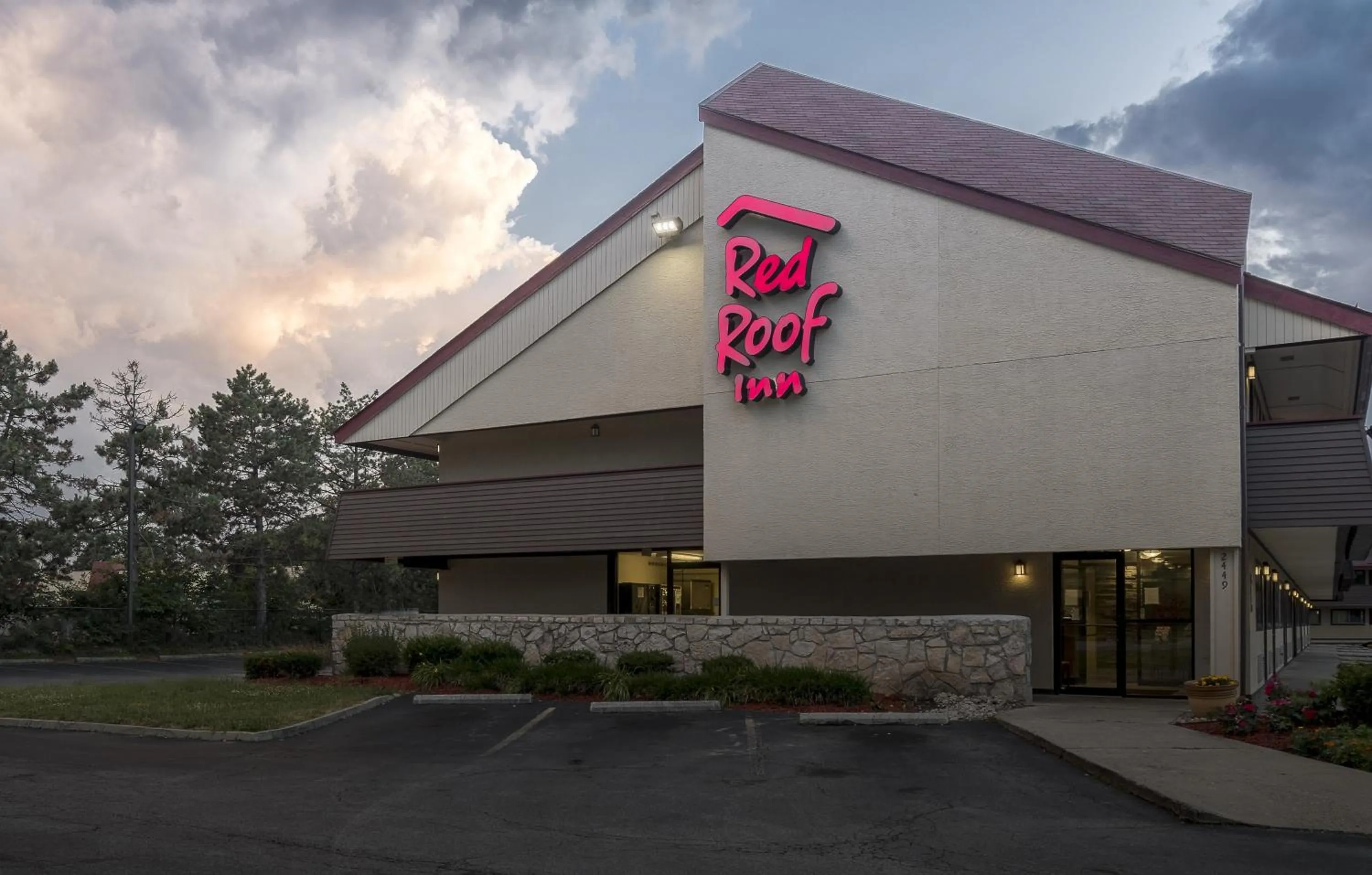 Property building in Red Roof Inn Columbus East- Reynoldsburg
