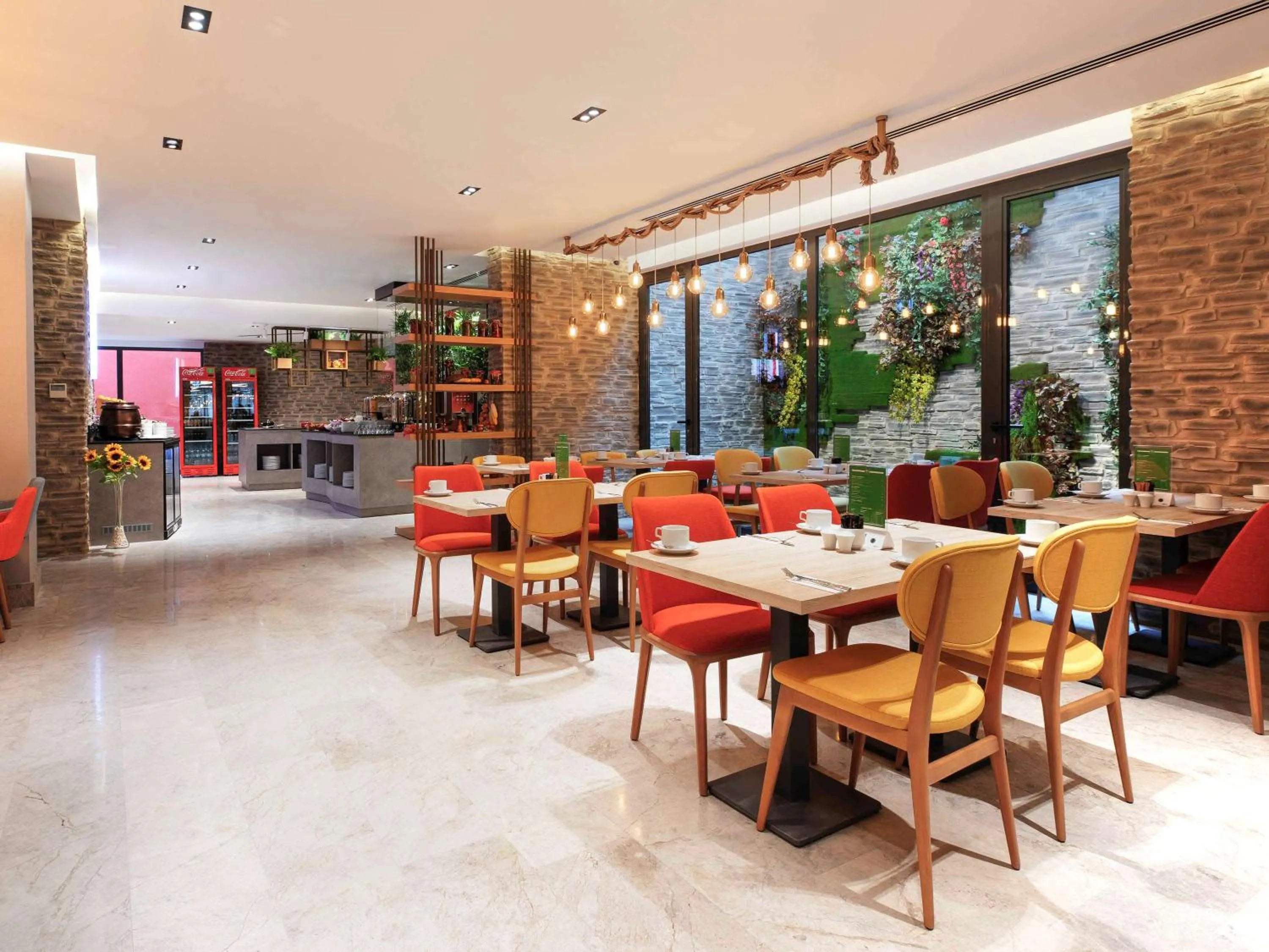 Restaurant/places to eat in Ibis Styles Istanbul Atasehir