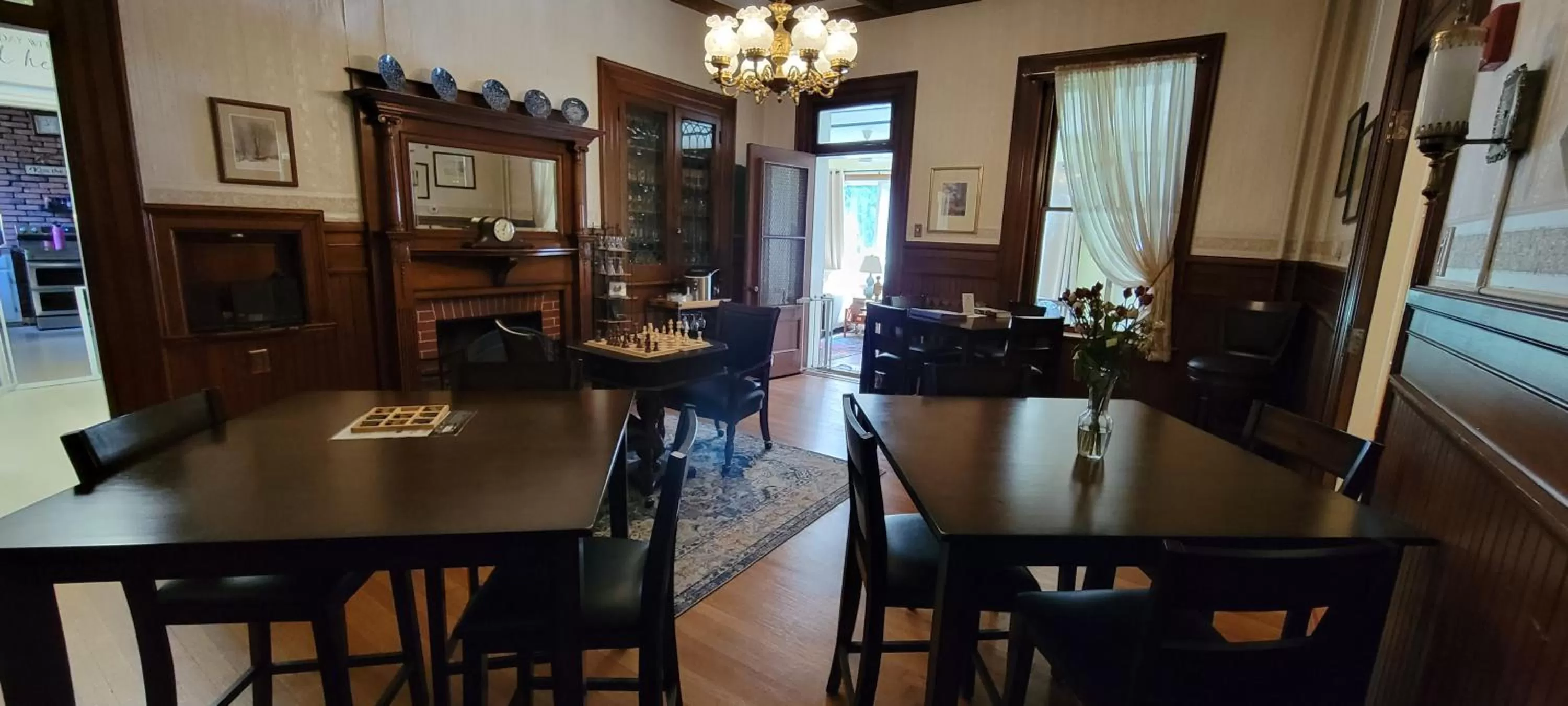 Seating area in Inn at the Agora