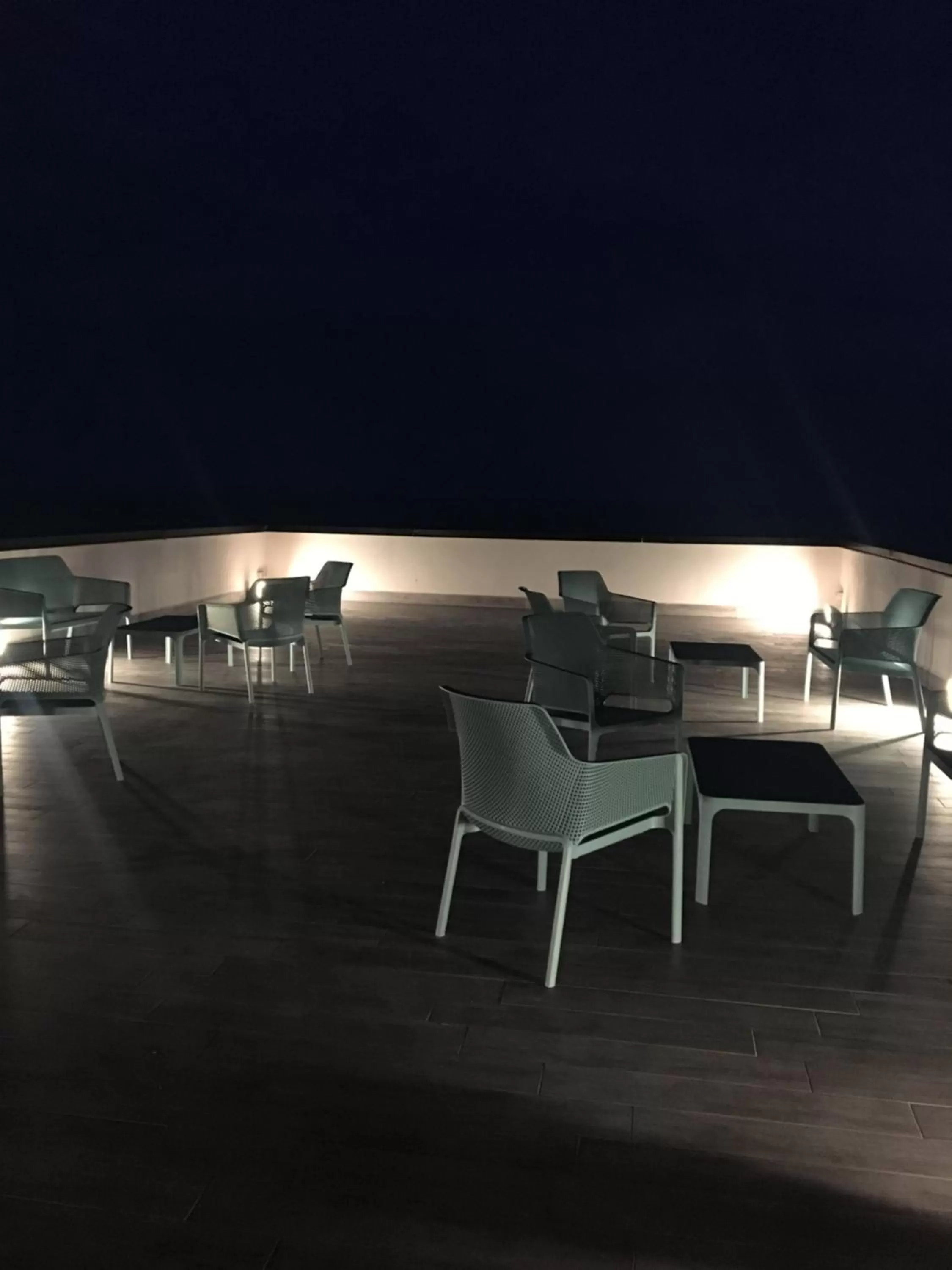 Balcony/Terrace in Fly Decó Hotel