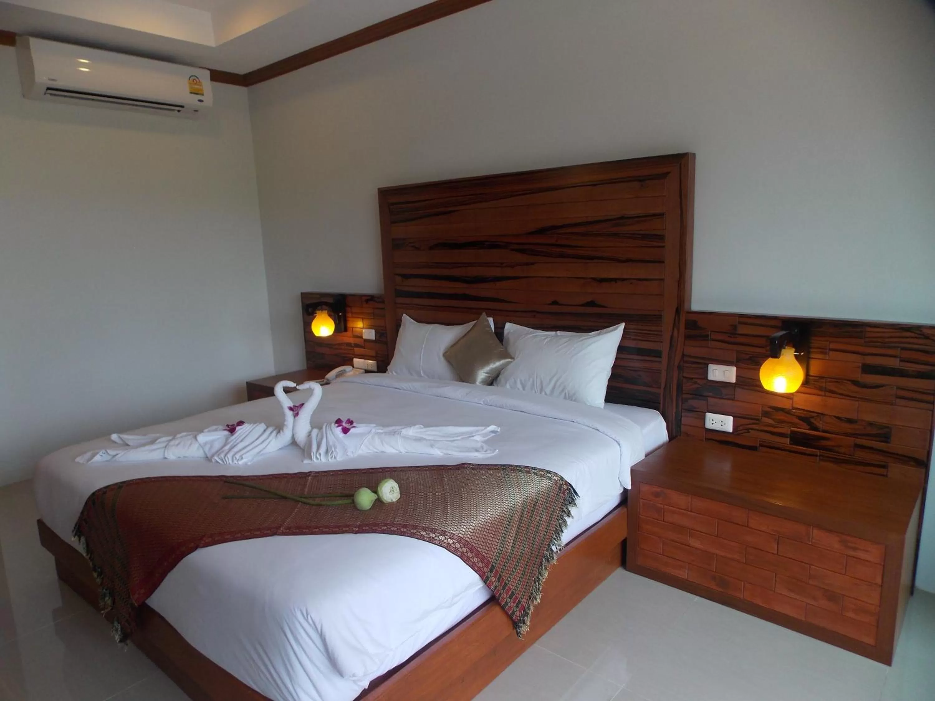Bedroom, Bed in Pratum Resort