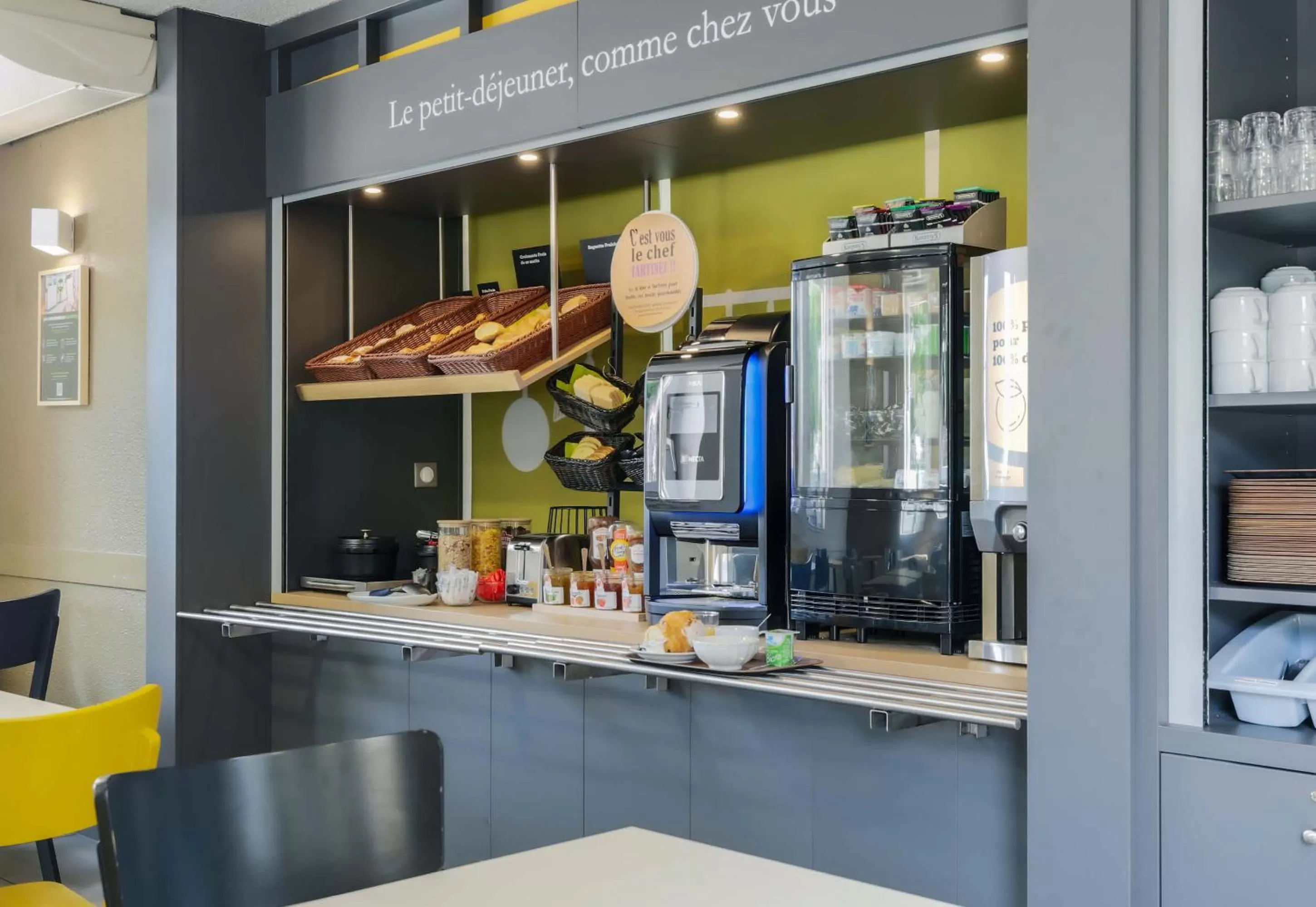 Buffet breakfast in B&B HOTEL Metz Jouy Aux Arches