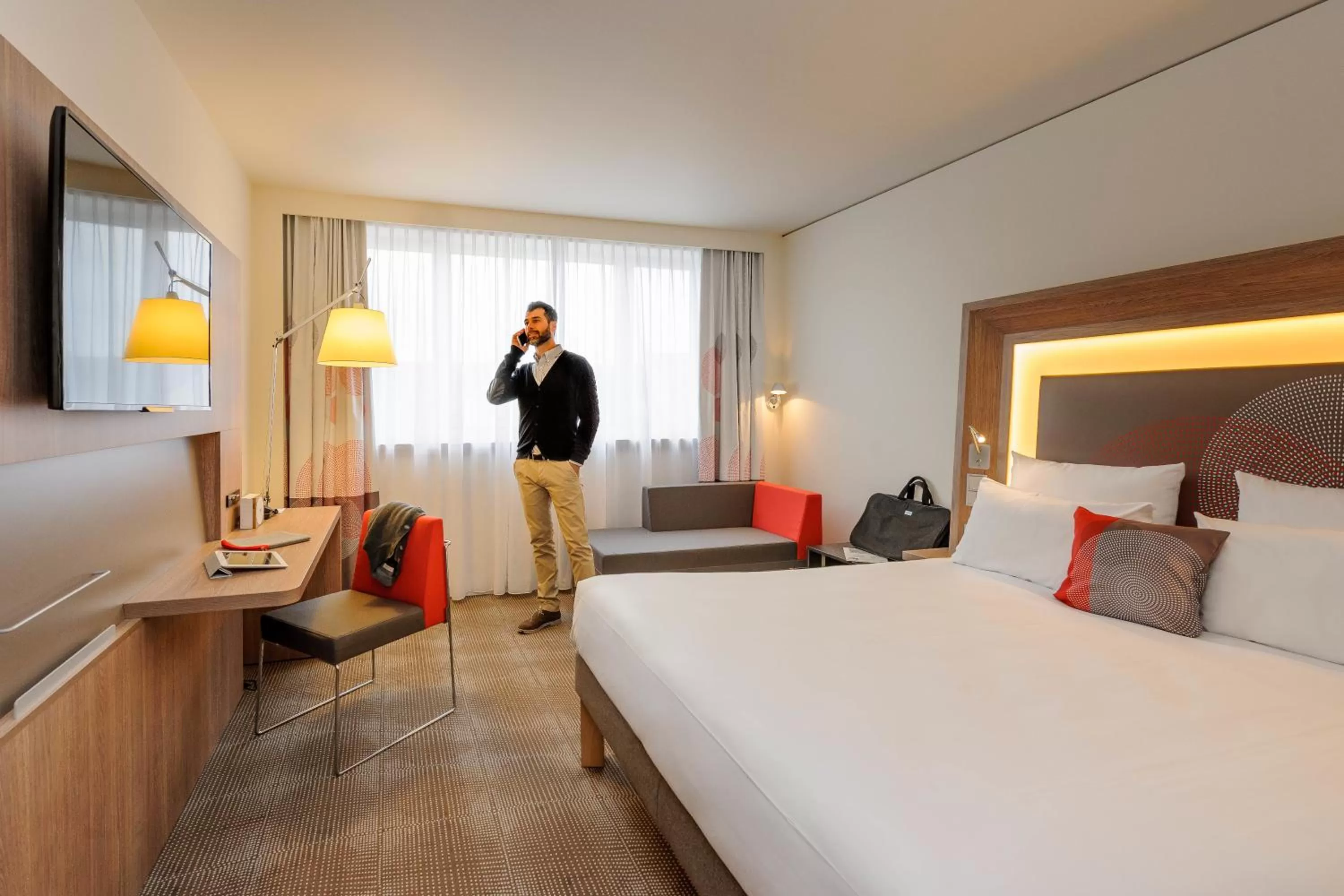 Photo of the whole room, Bed in Novotel München City Arnulfpark