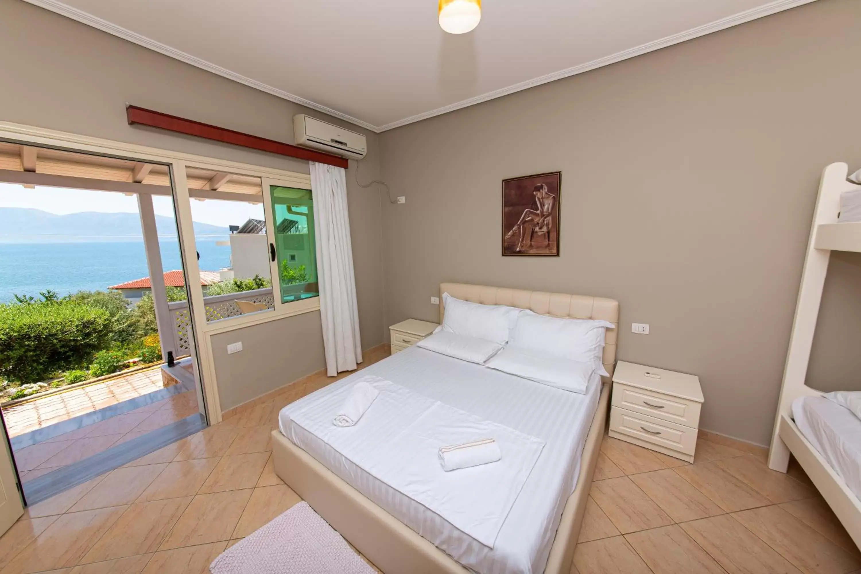 Family Room with Sea View in Hotel Roi Family Room with Sea View in Hotel Roi