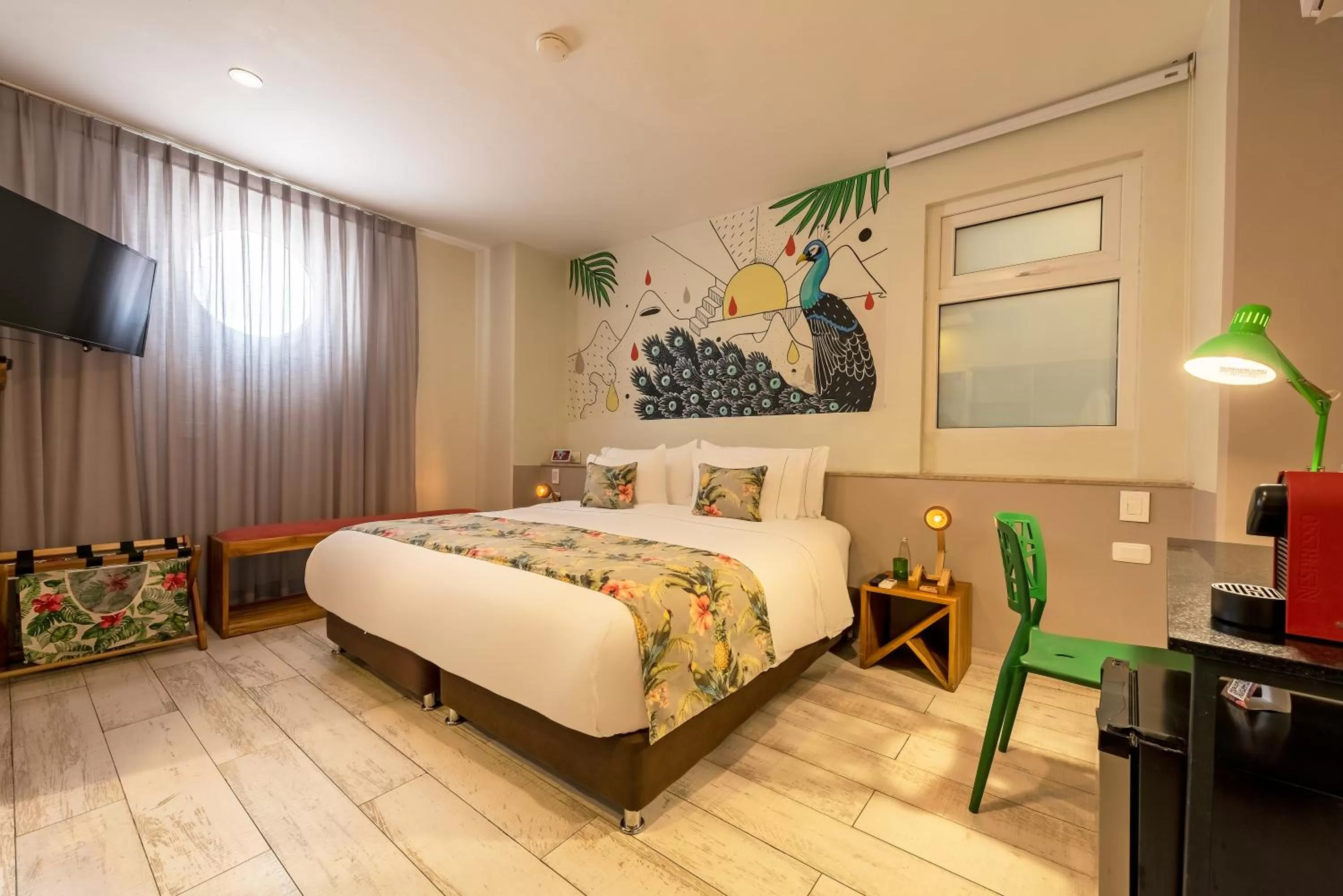 Photo of the whole room, Bed in Townhouse Boutique Hotel