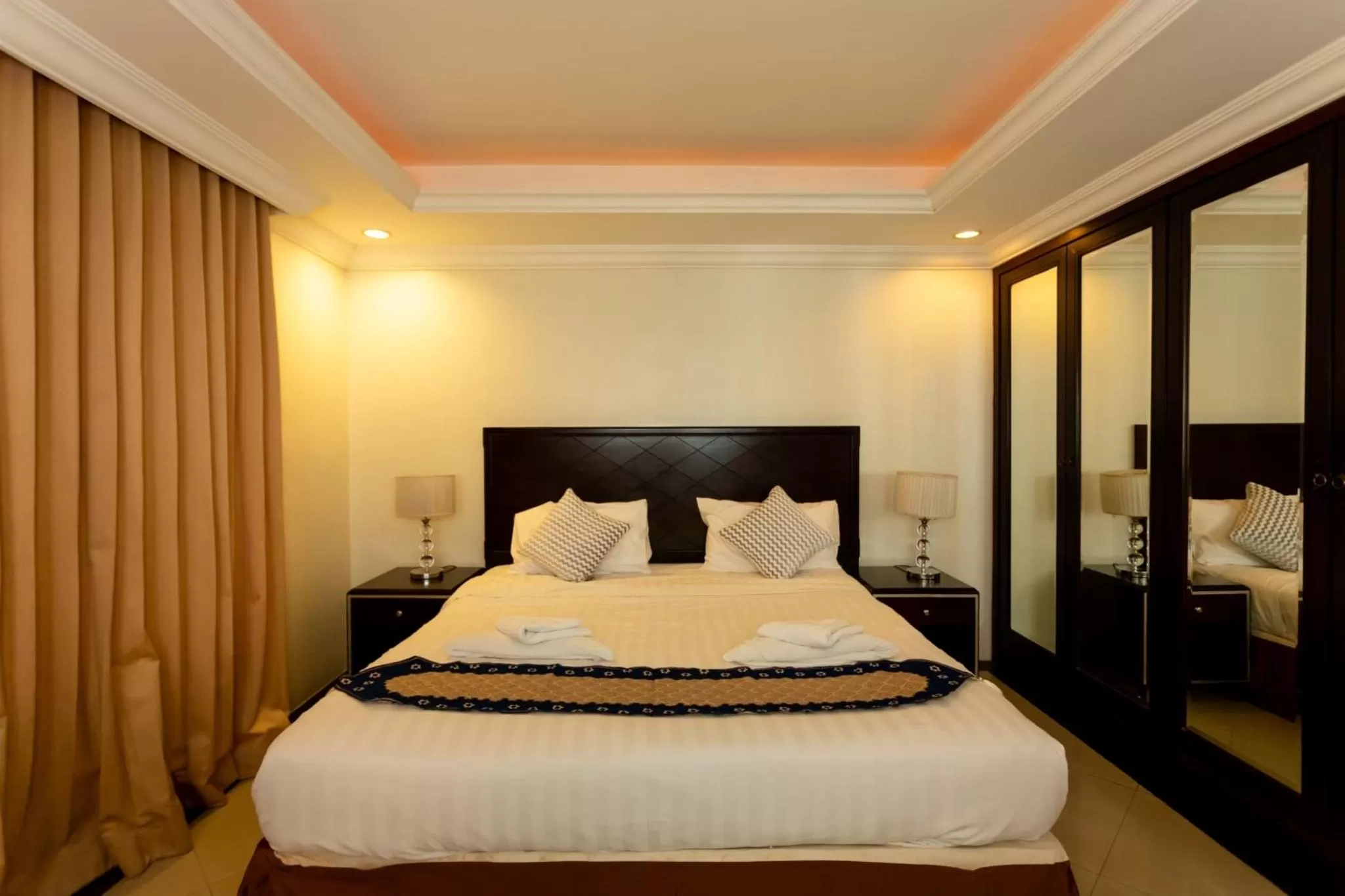 Bed in Ivory Palace Hotel