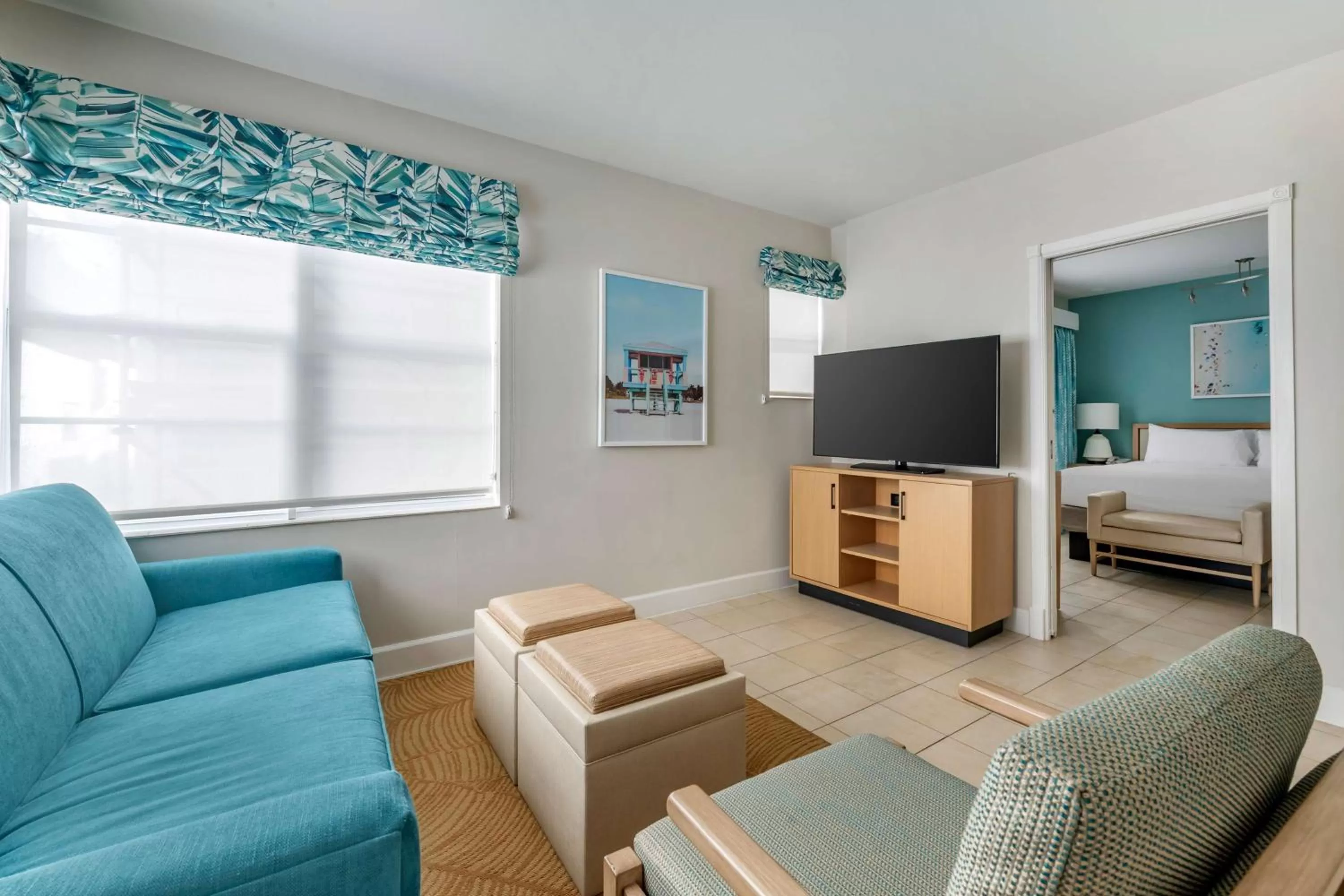 Living room, Bed in Hilton Vacation Club Crescent on South Beach Miami