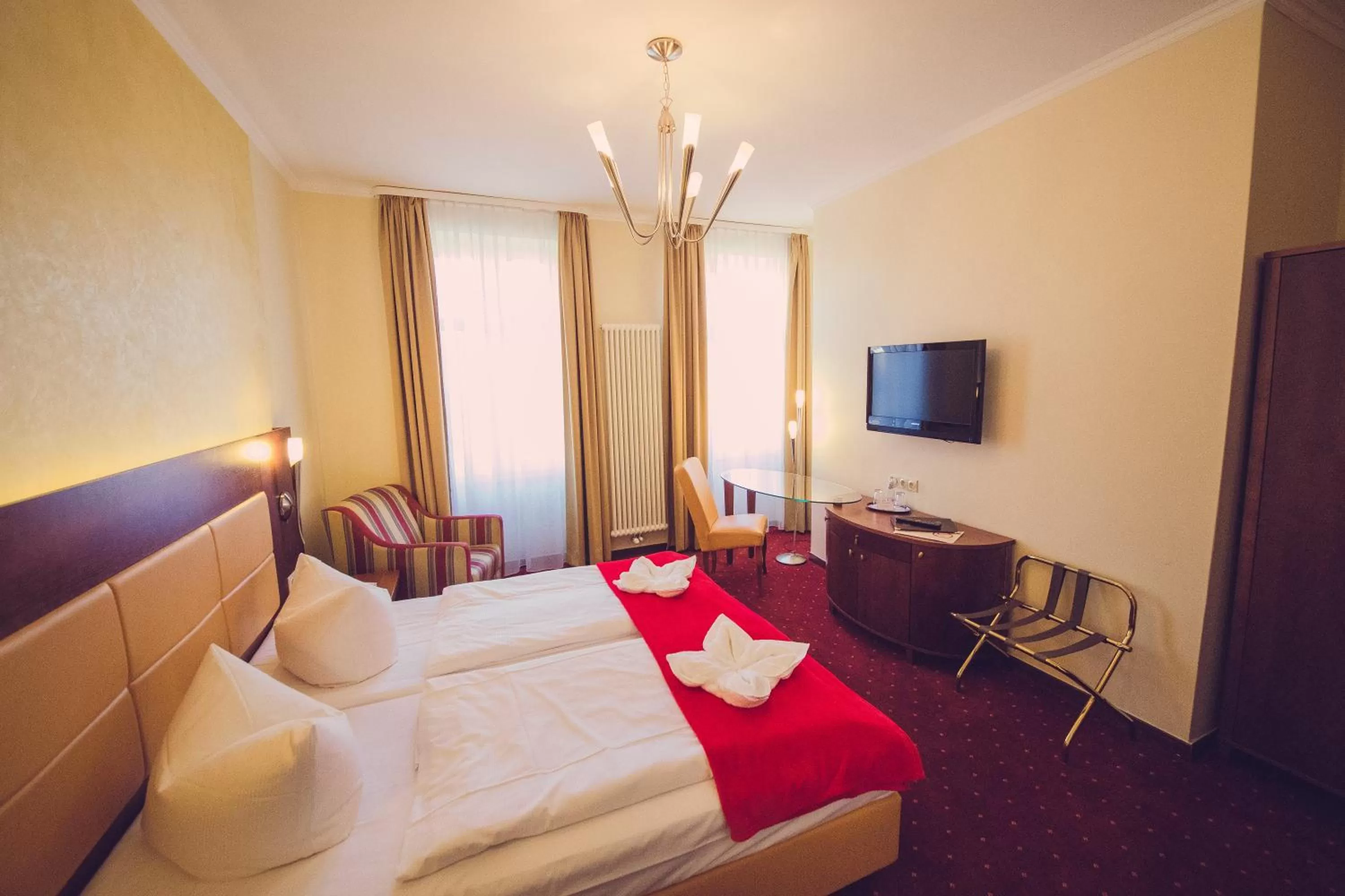 Photo of the whole room, Bed in Hotel Arena City