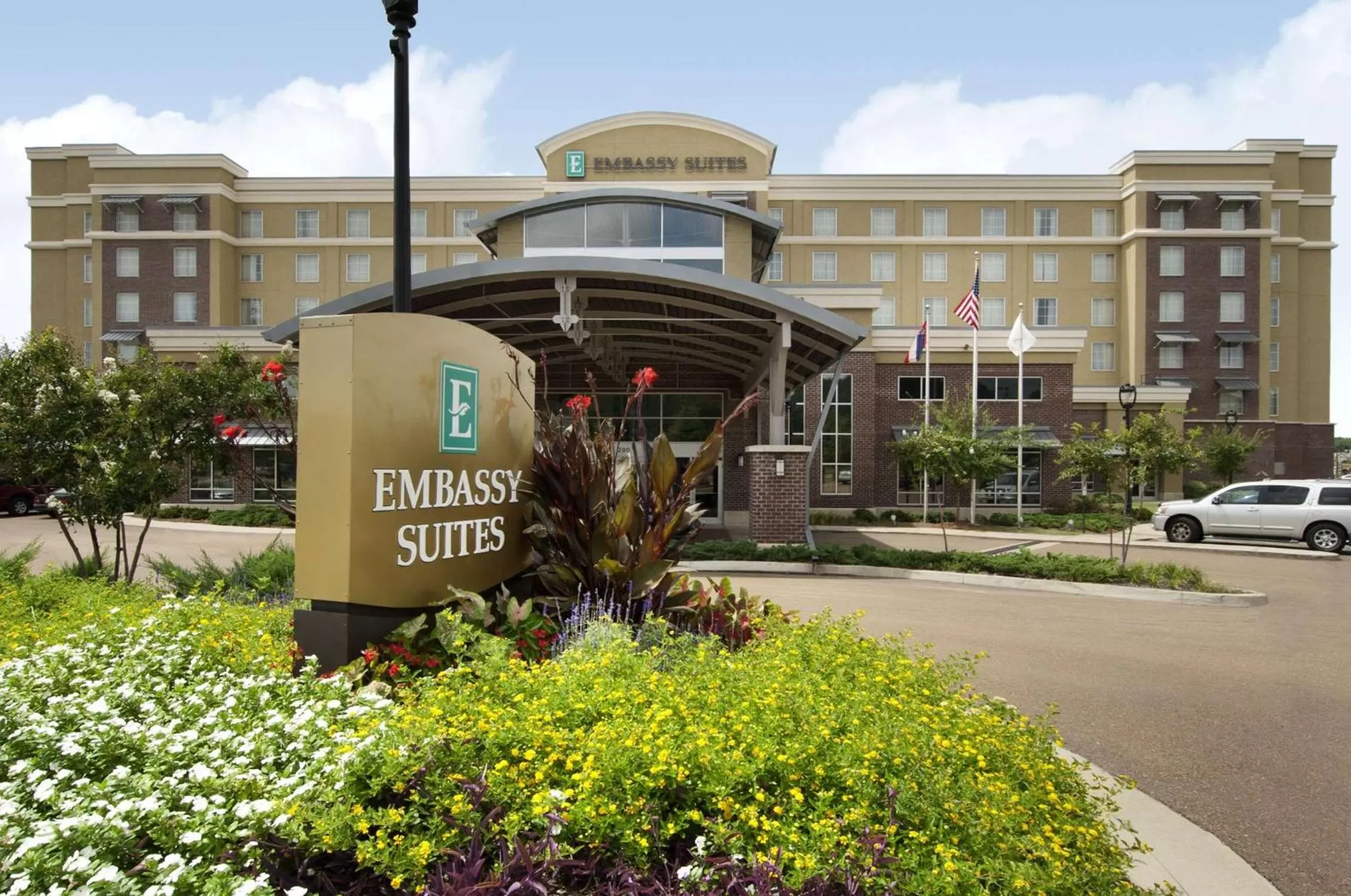 Property building in Embassy Suites by Hilton Jackson North Ridgeland