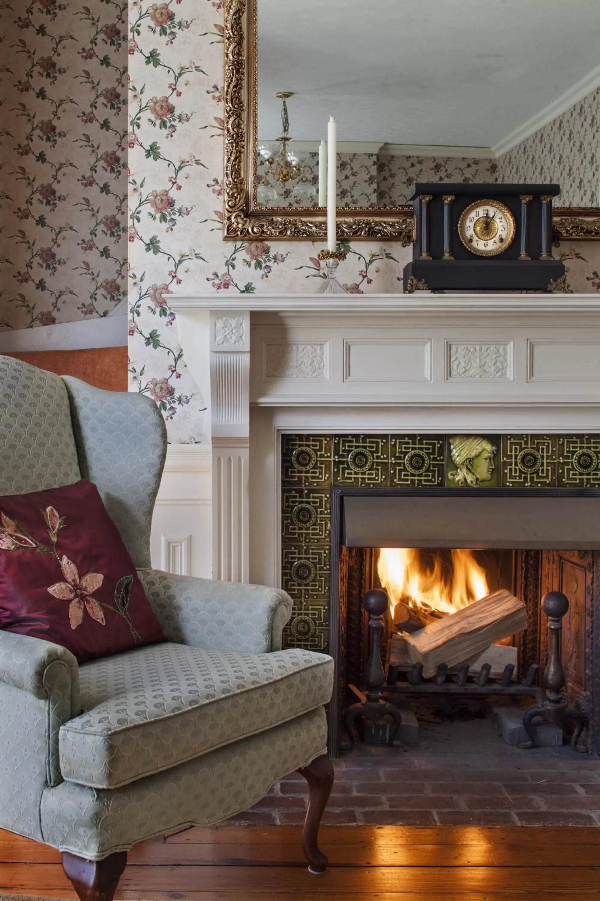 Decorative detail in Isaiah Jones Homestead Bed and Breakfast