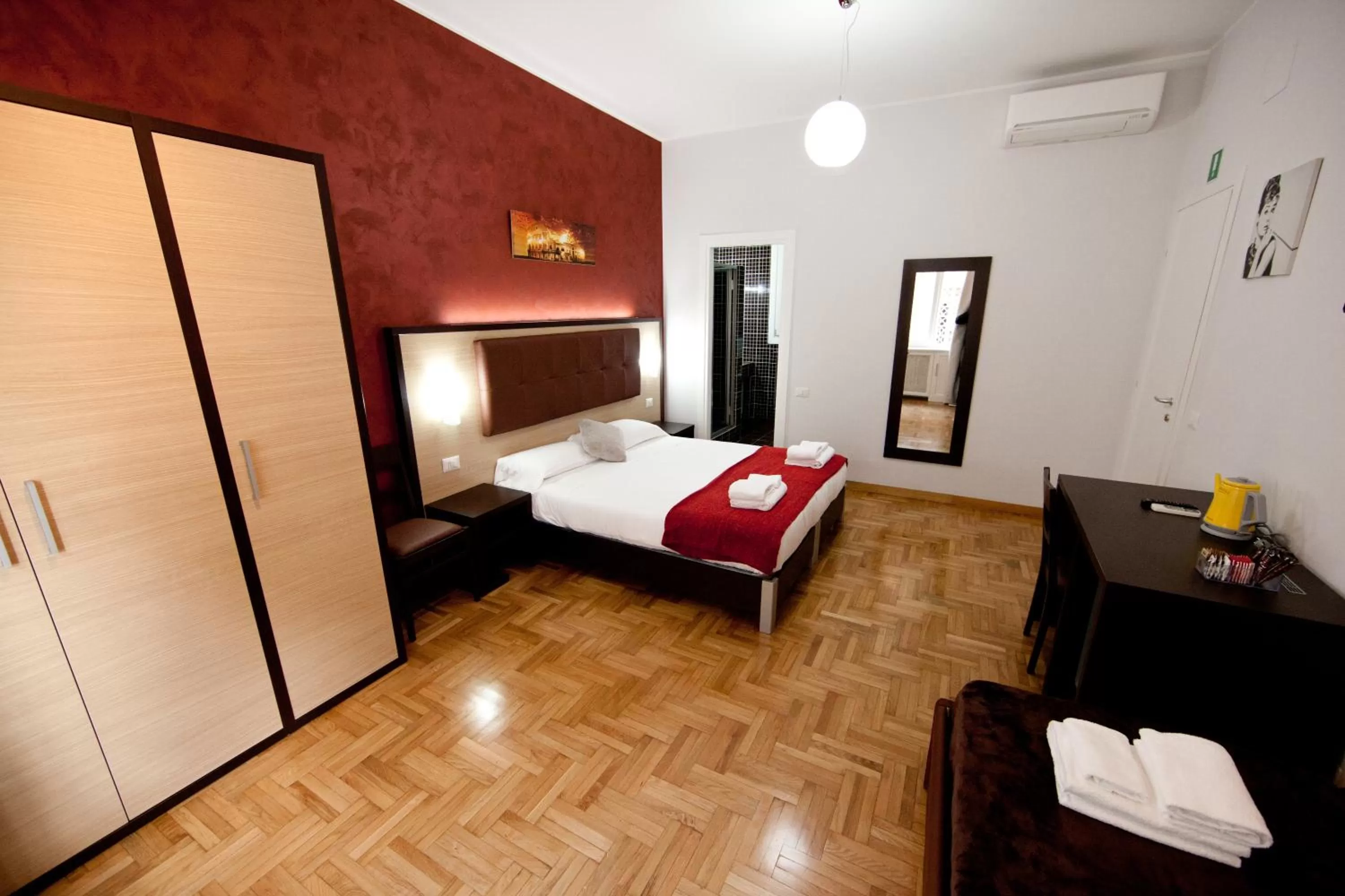 Spring, Bed in Star of Rome