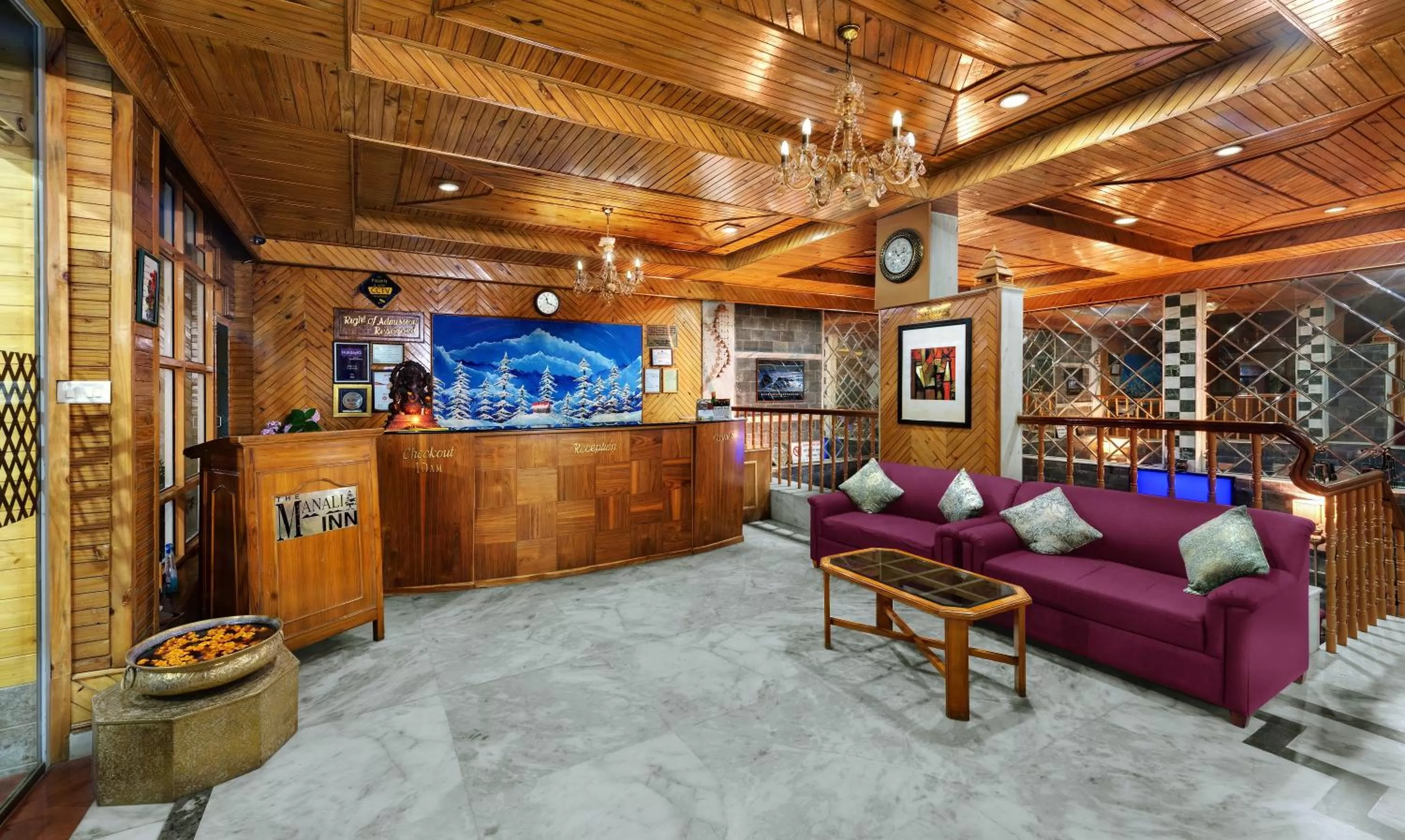 Lobby or reception in Bravia Hotel Manali Inn