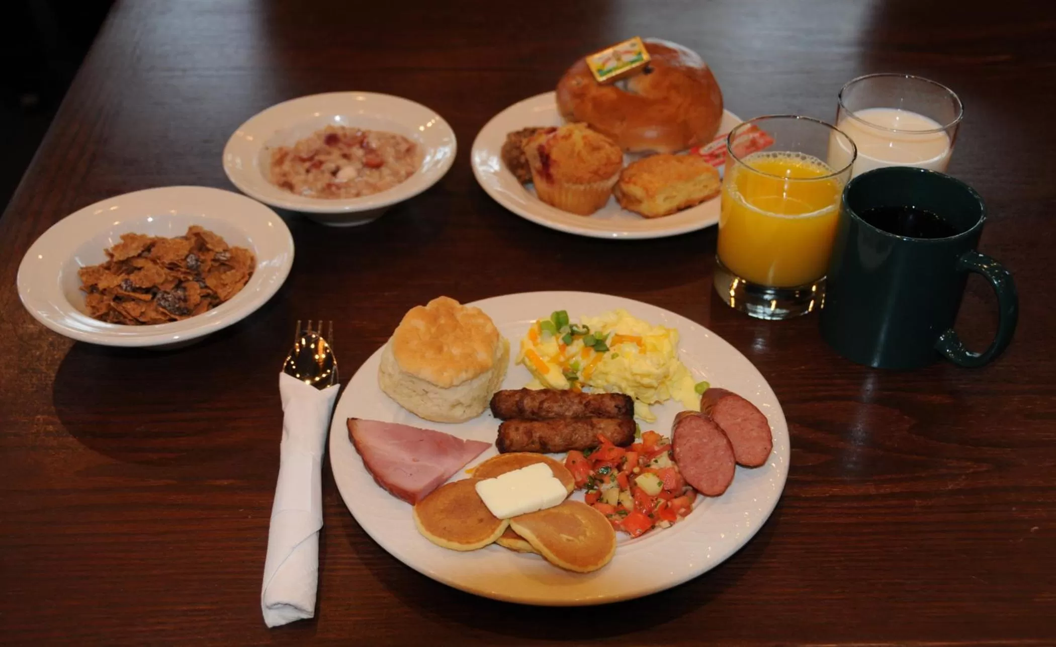 Food close-up in Pike's Waterfront Lodge